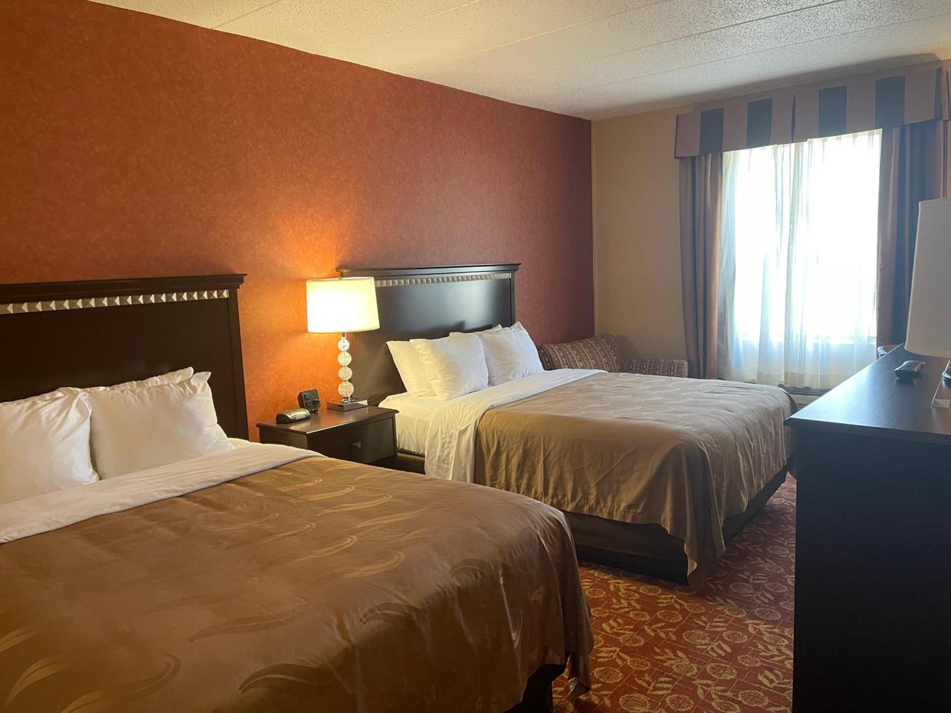 Quality Inn Vineland photo 41