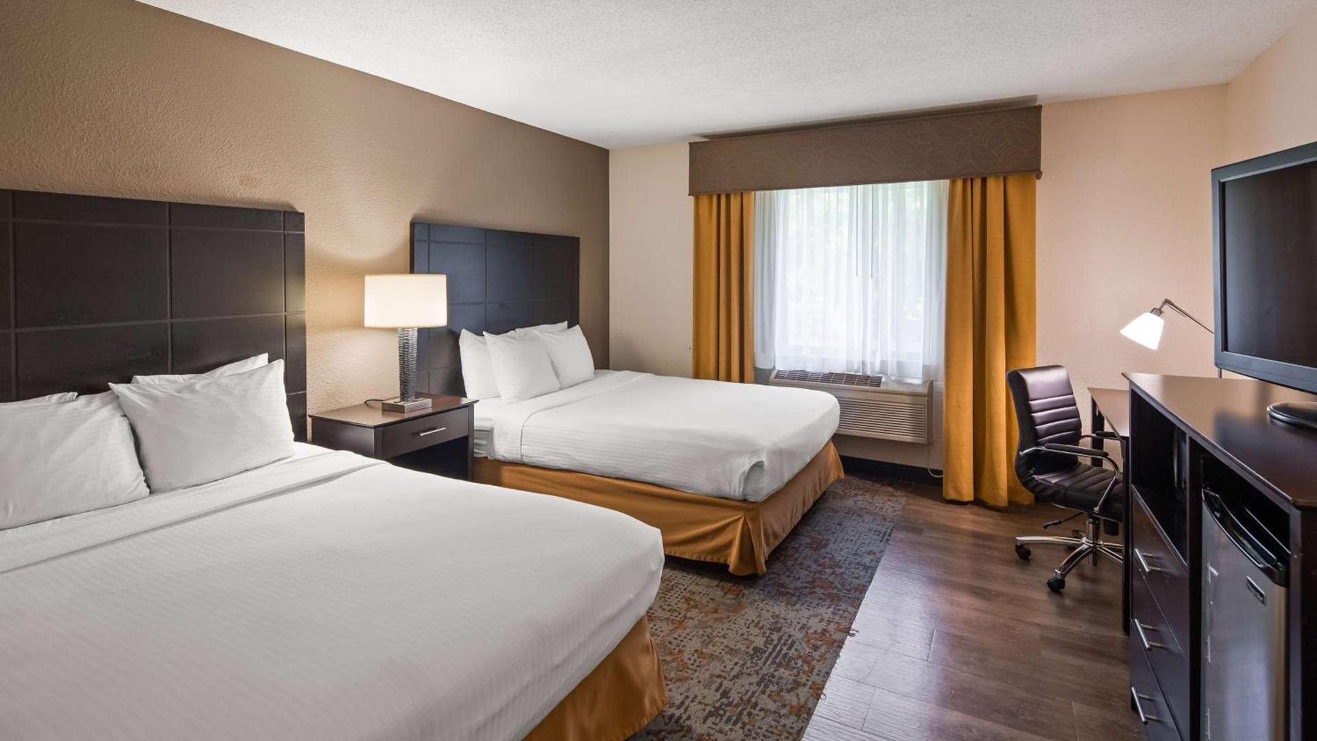 Best Western Plus Newark/Christiana Inn photo 9