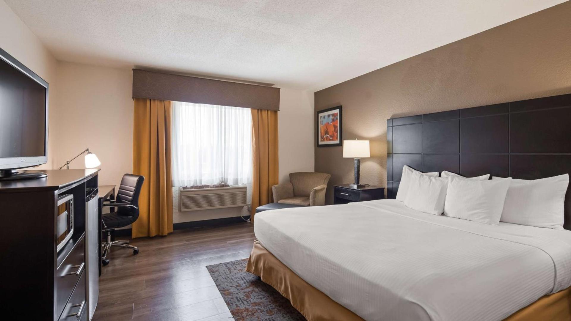 Best Western Plus Newark/Christiana Inn photo 10