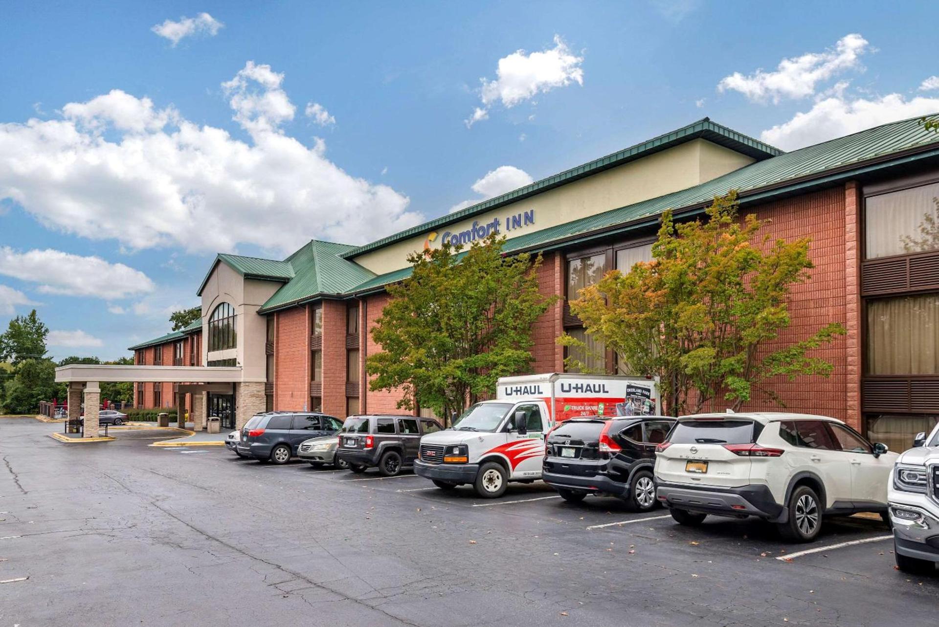 Comfort Inn Matthews / Charlotte photo 2