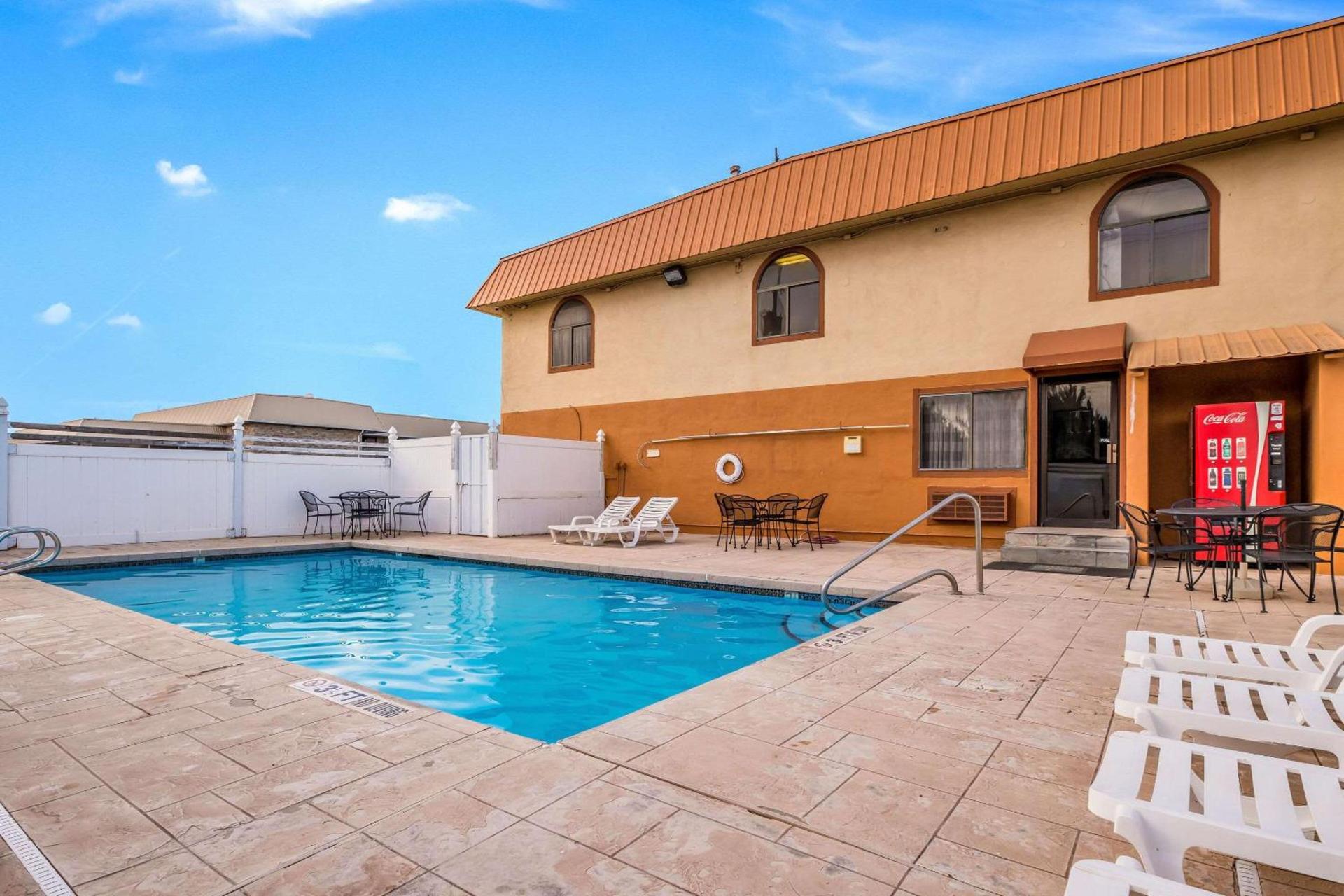Quality Inn Clovis photo 20