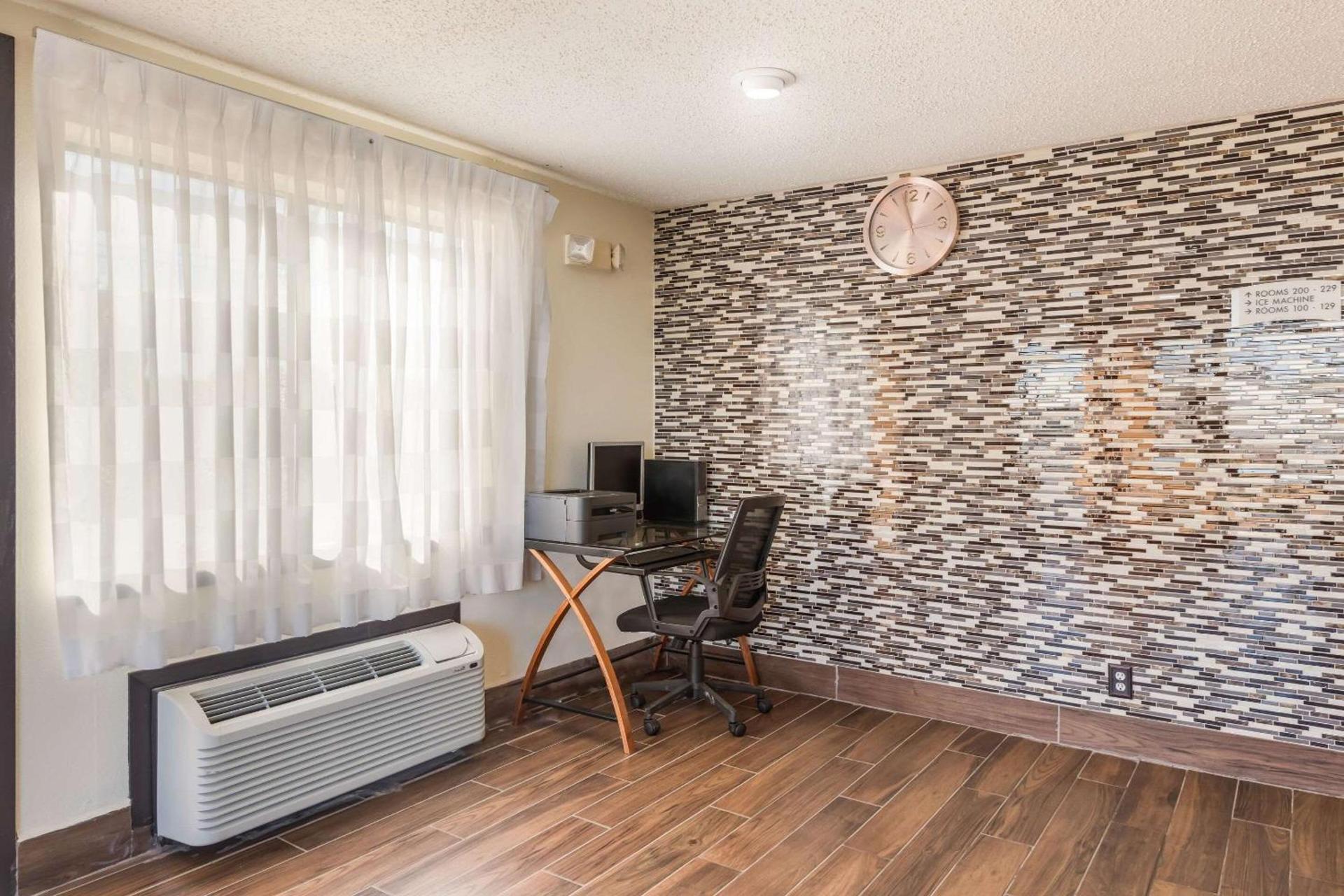 Quality Inn Clovis photo 22