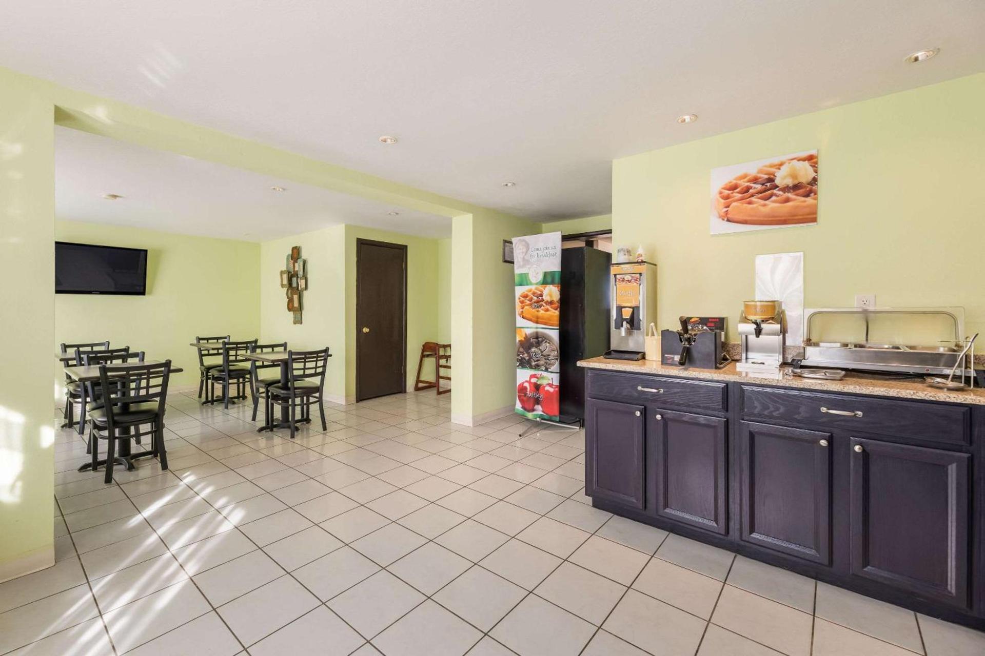 Quality Inn Clovis photo 25