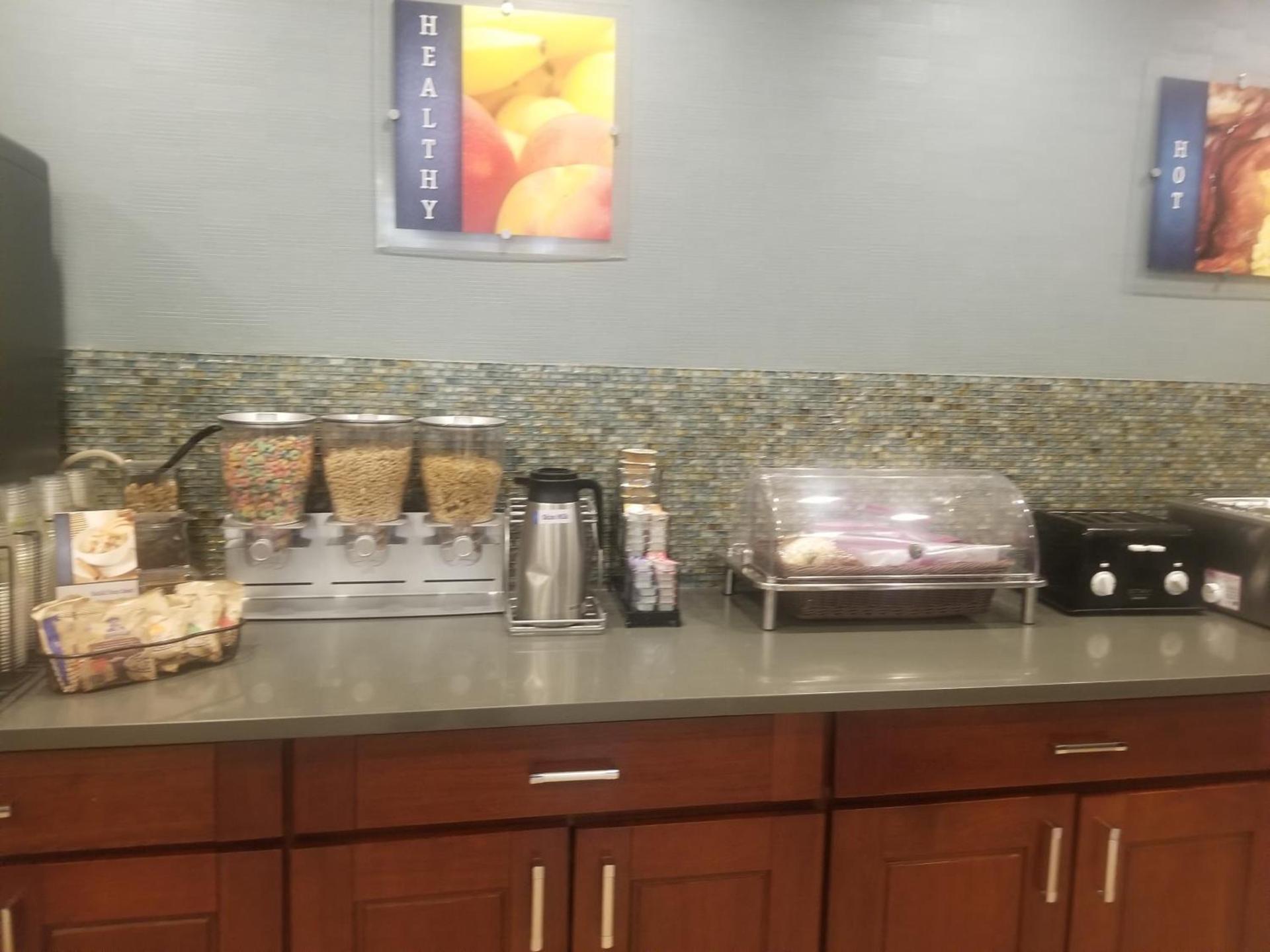 Best Western Long Beach Inn photo 18