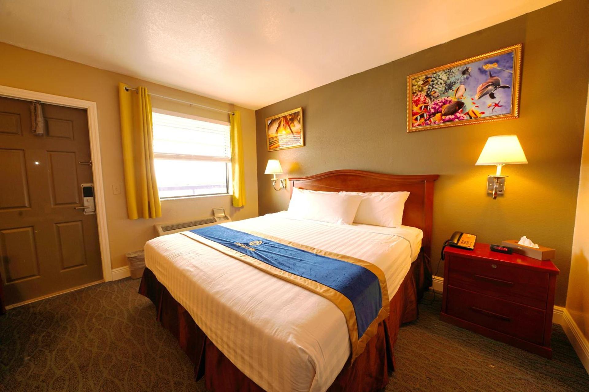 Sandals Inn photo 89