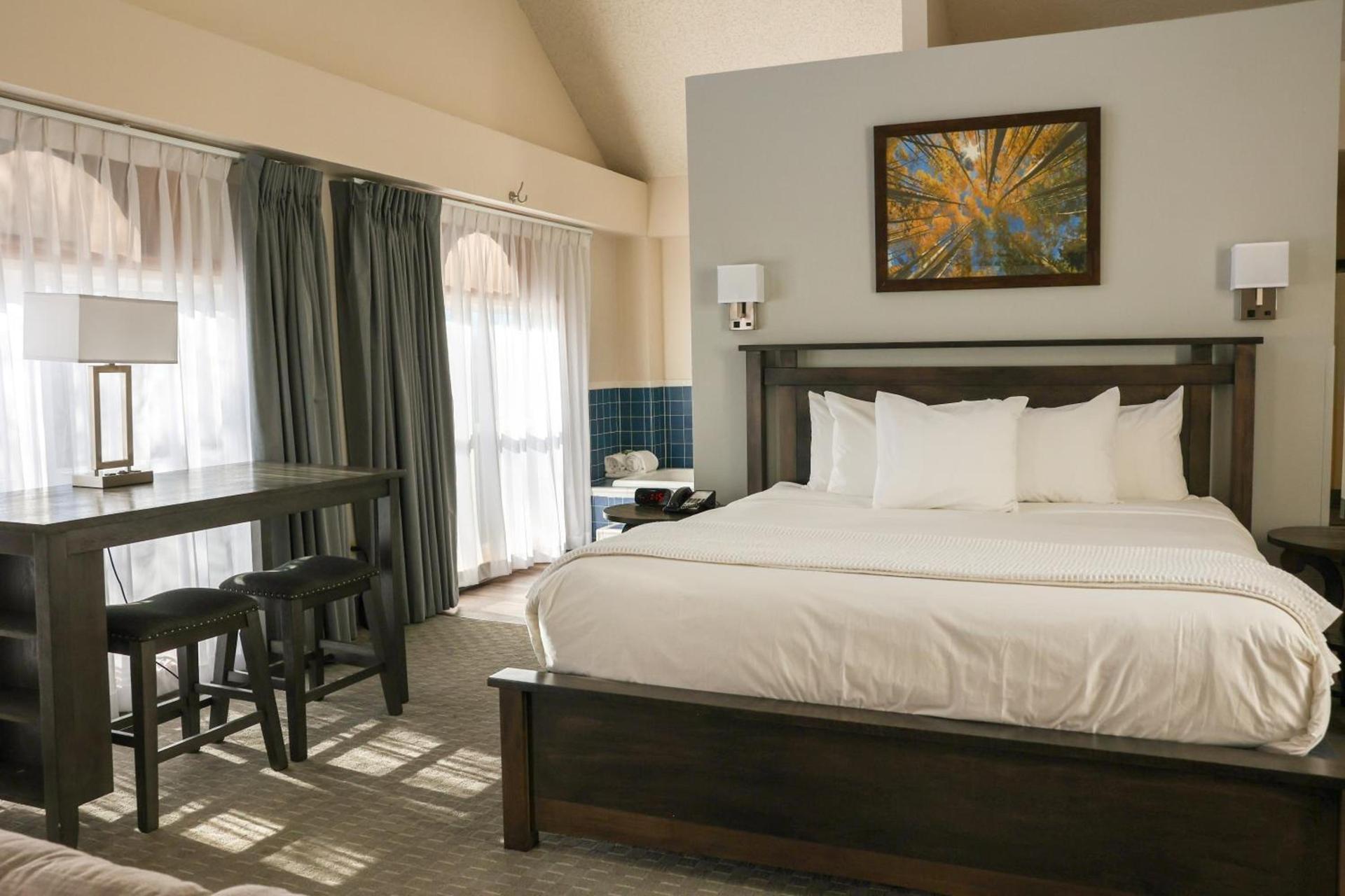Lone Tree Golf Club and Hotel photo 13