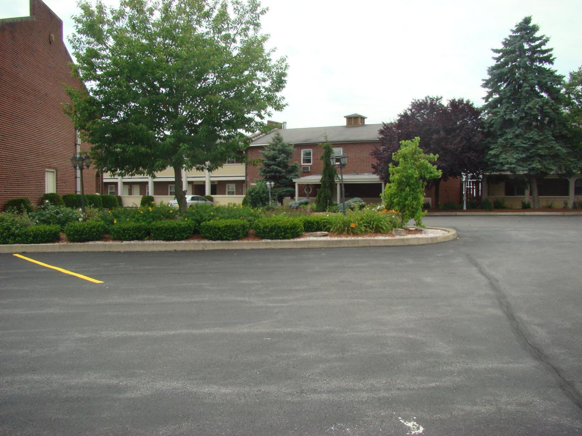 Aderi Hotel Lewisburg photo 34