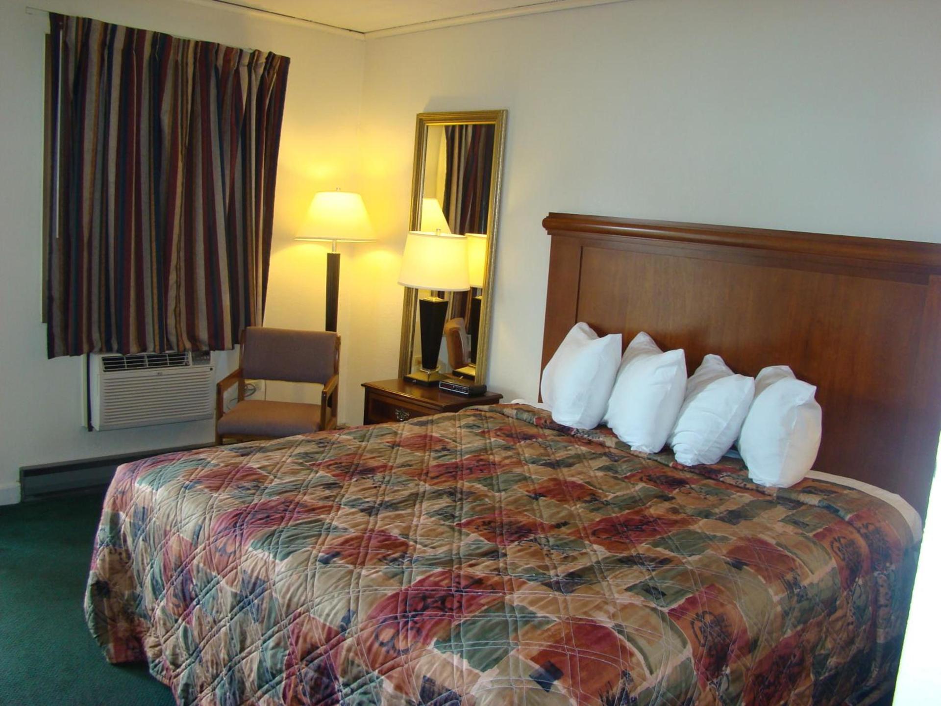 Aderi Hotel Lewisburg photo 27