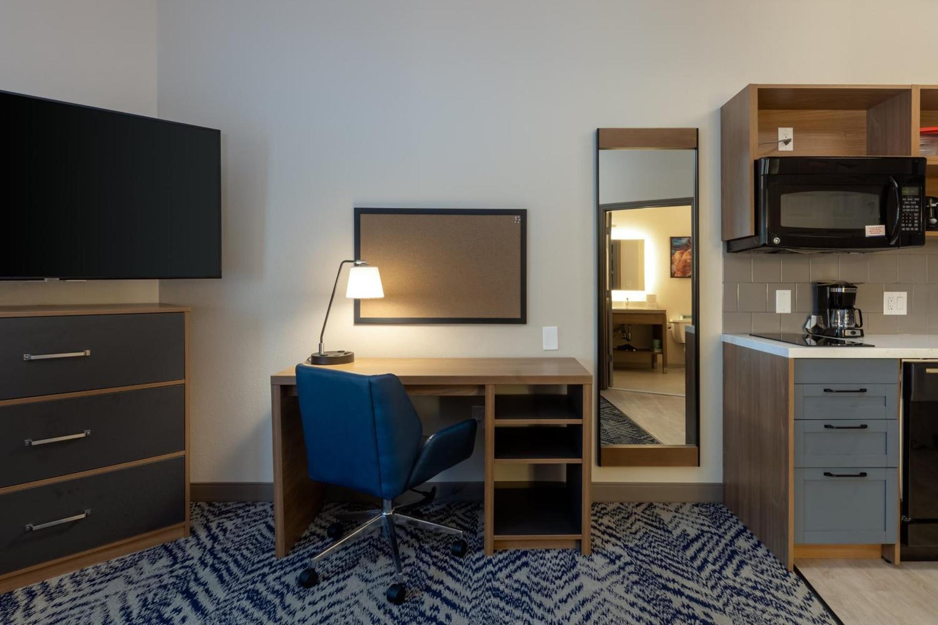 Candlewood Suites Enterprise by IHG photo 14