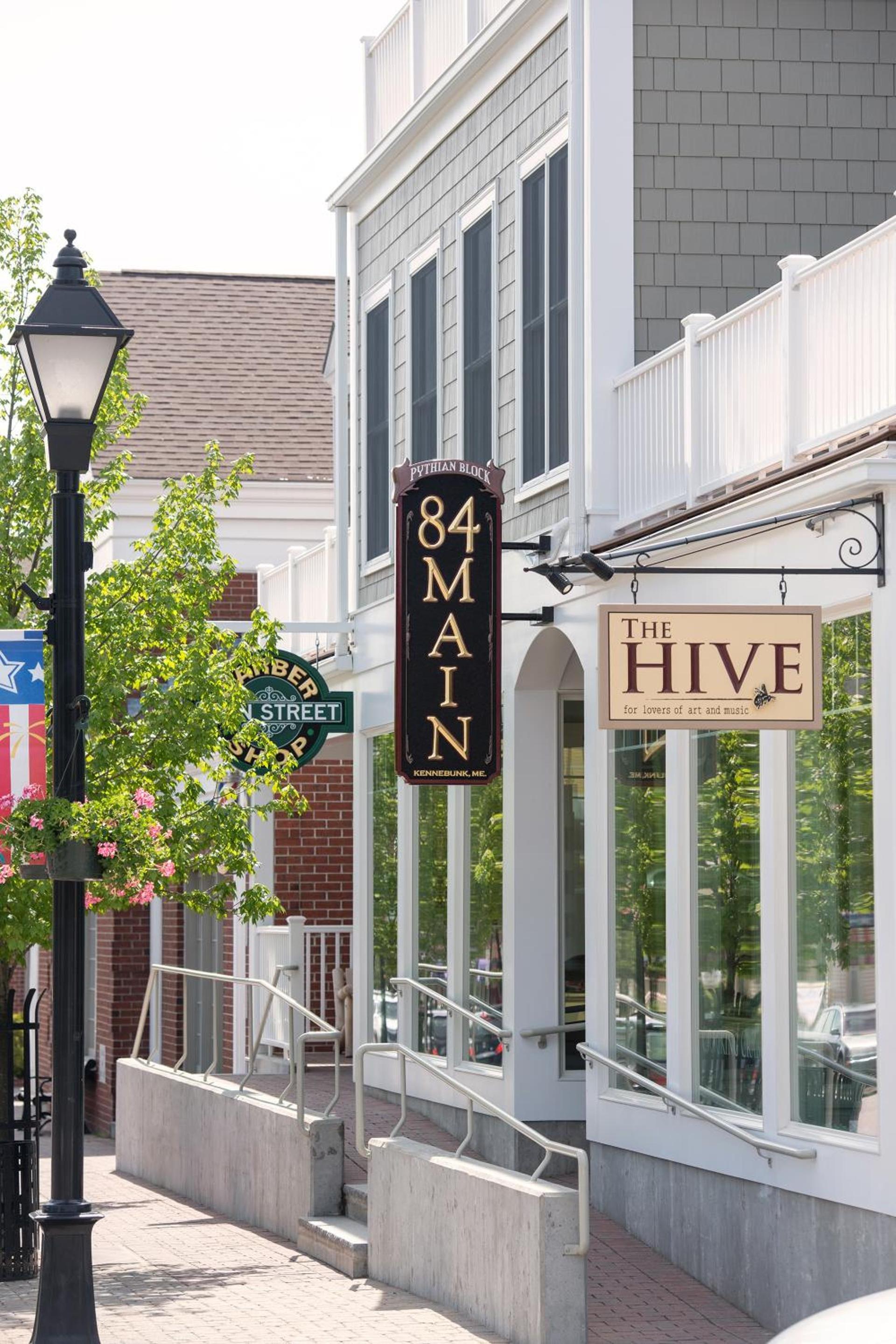 84 Main photo 66