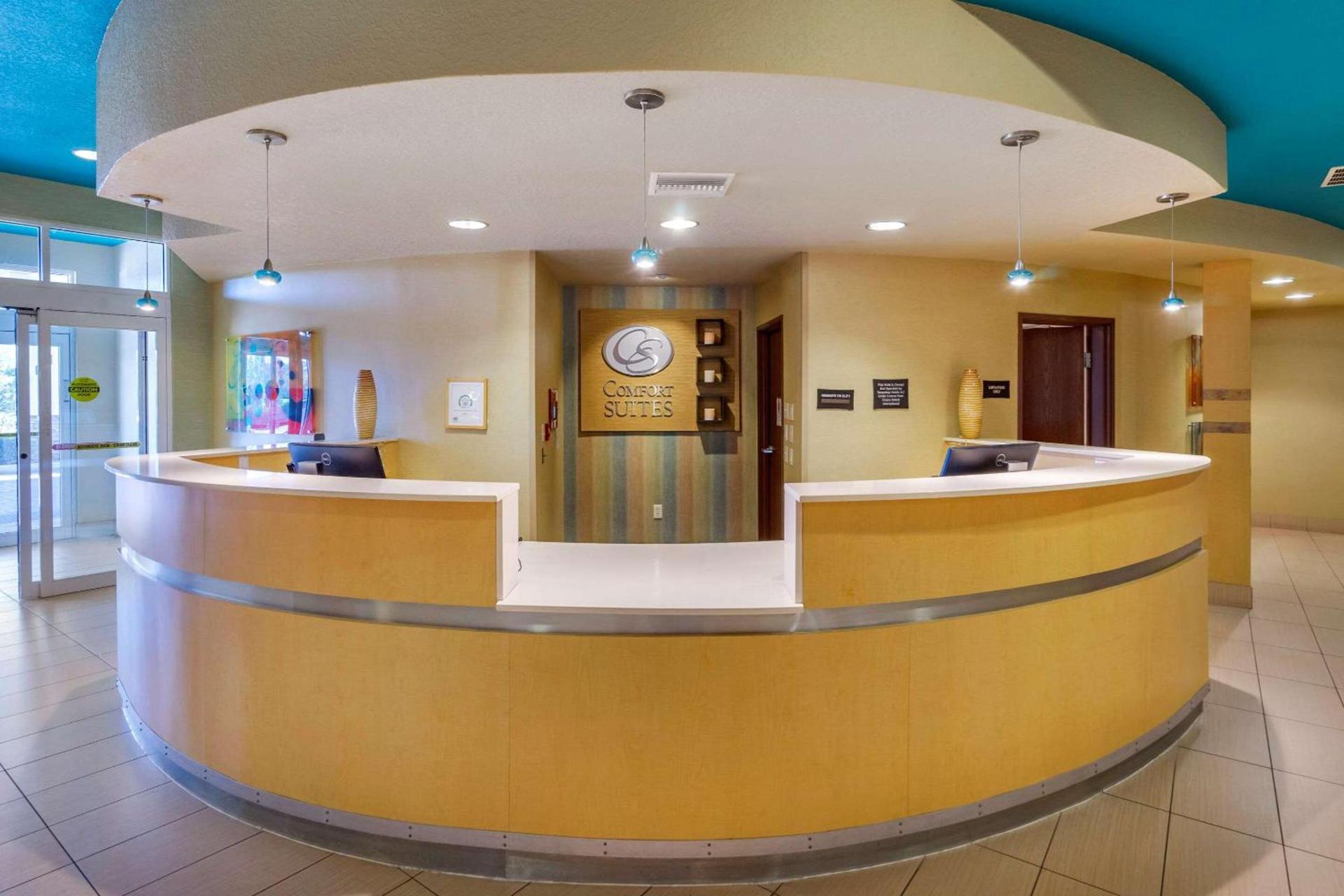 Hampton Inn by Hilton Tampa Fairgrounds Casino photo 3