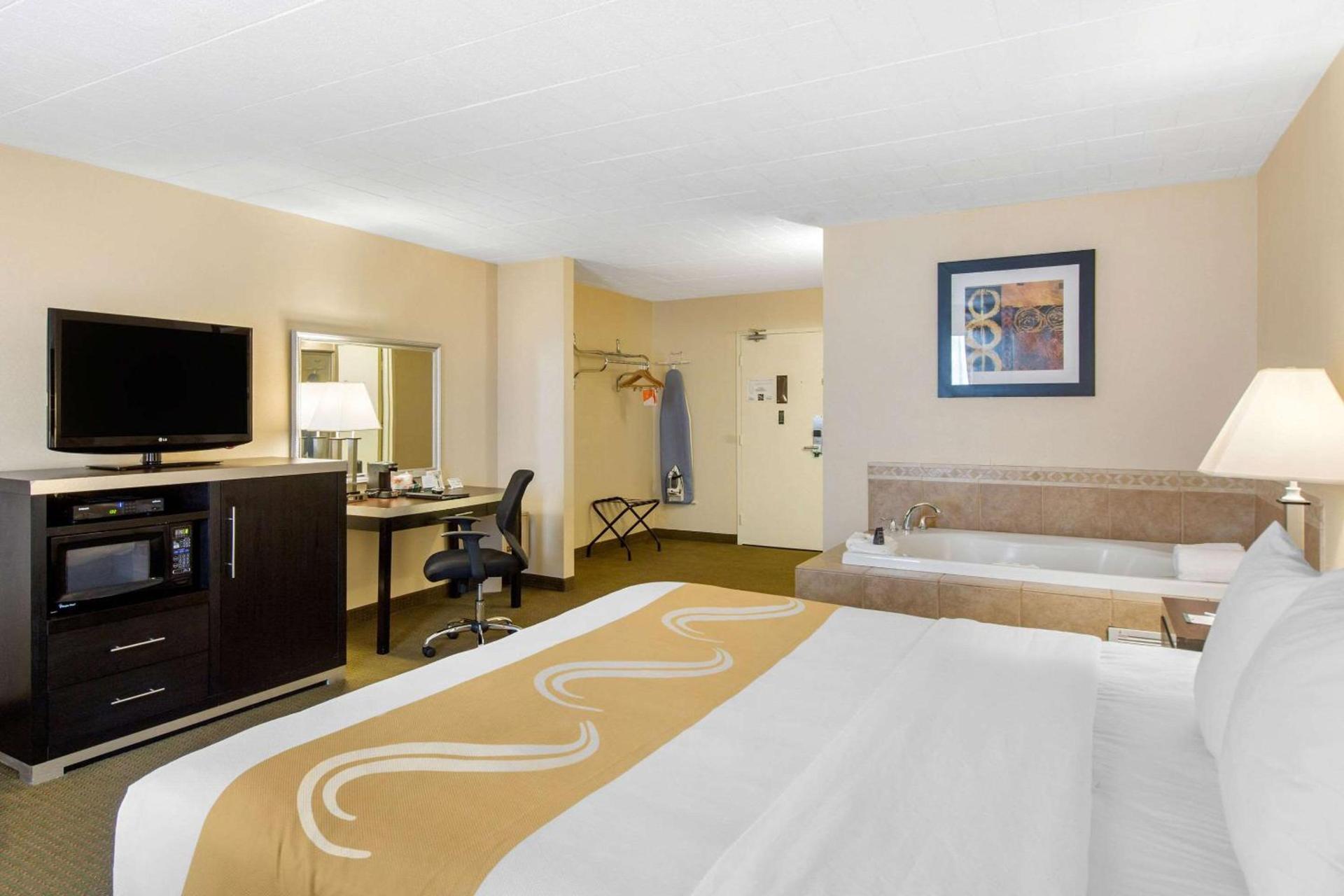 Quality Inn Ledgewood - Dover photo 13