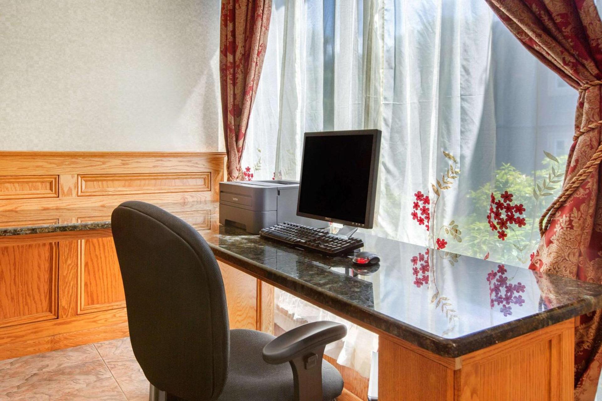 Quality Inn Ledgewood - Dover photo 23
