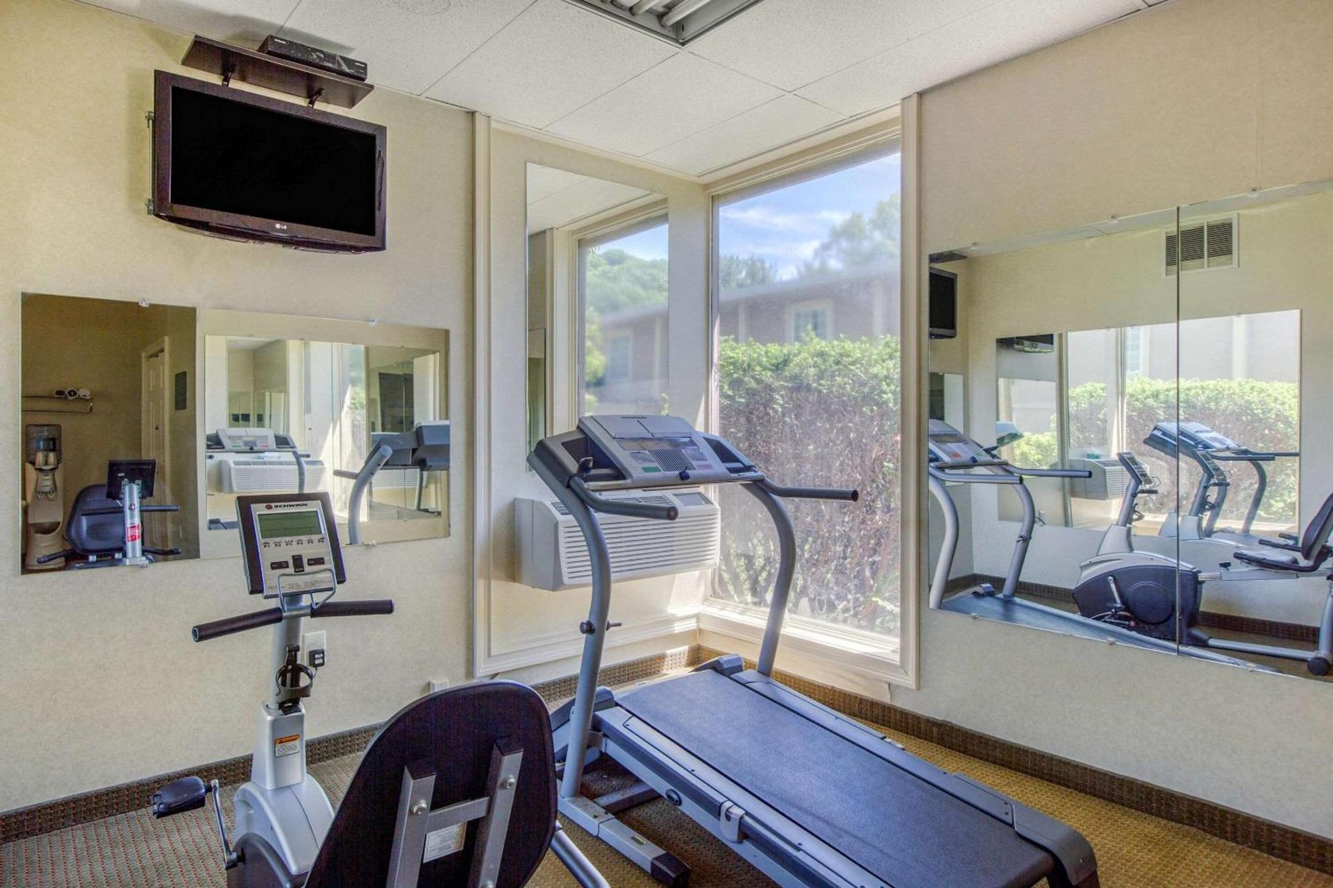 Quality Inn Ledgewood - Dover photo 22