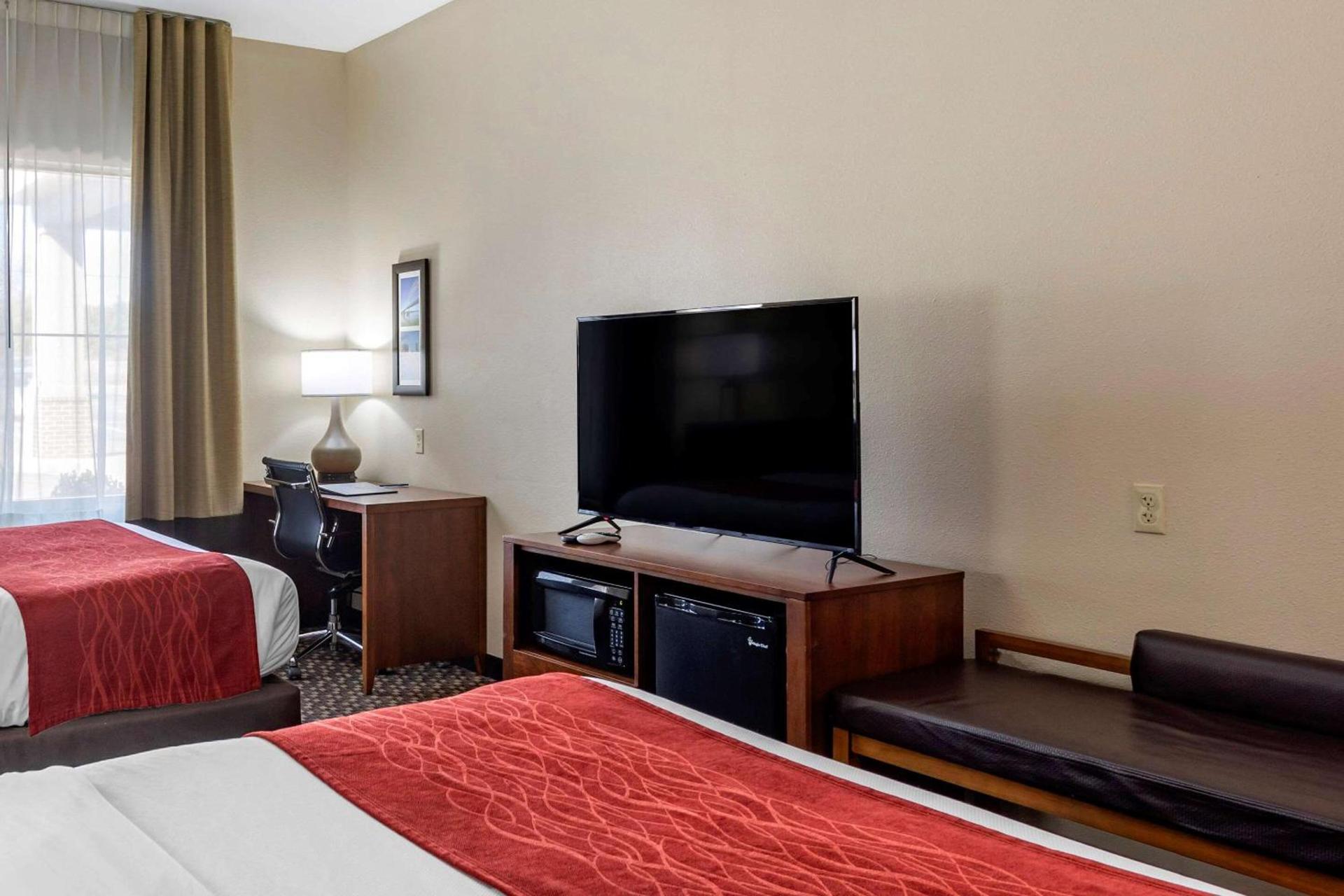 Comfort Inn & Suites Atoka-Millington photo 11