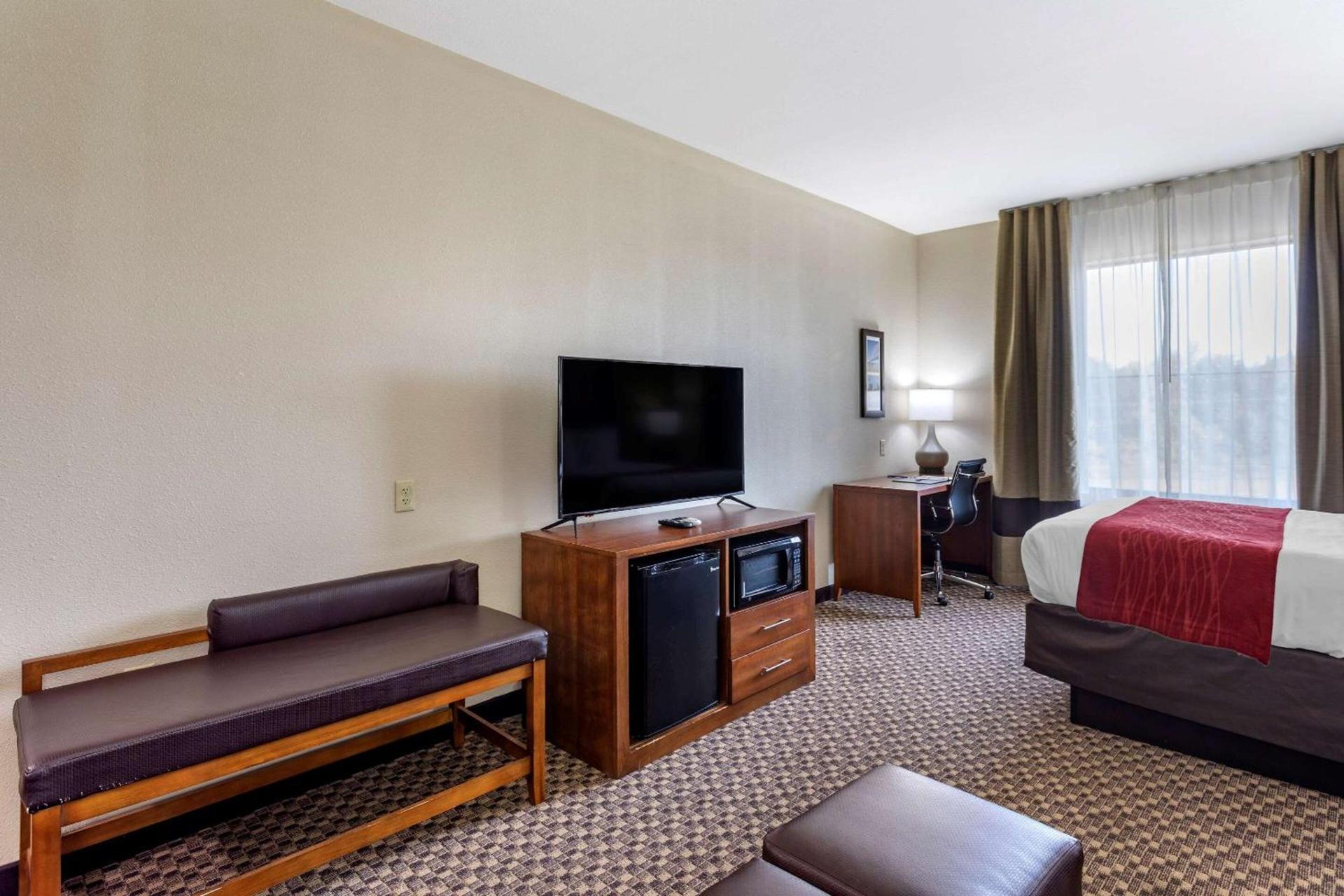 Comfort Inn & Suites Atoka-Millington photo 31