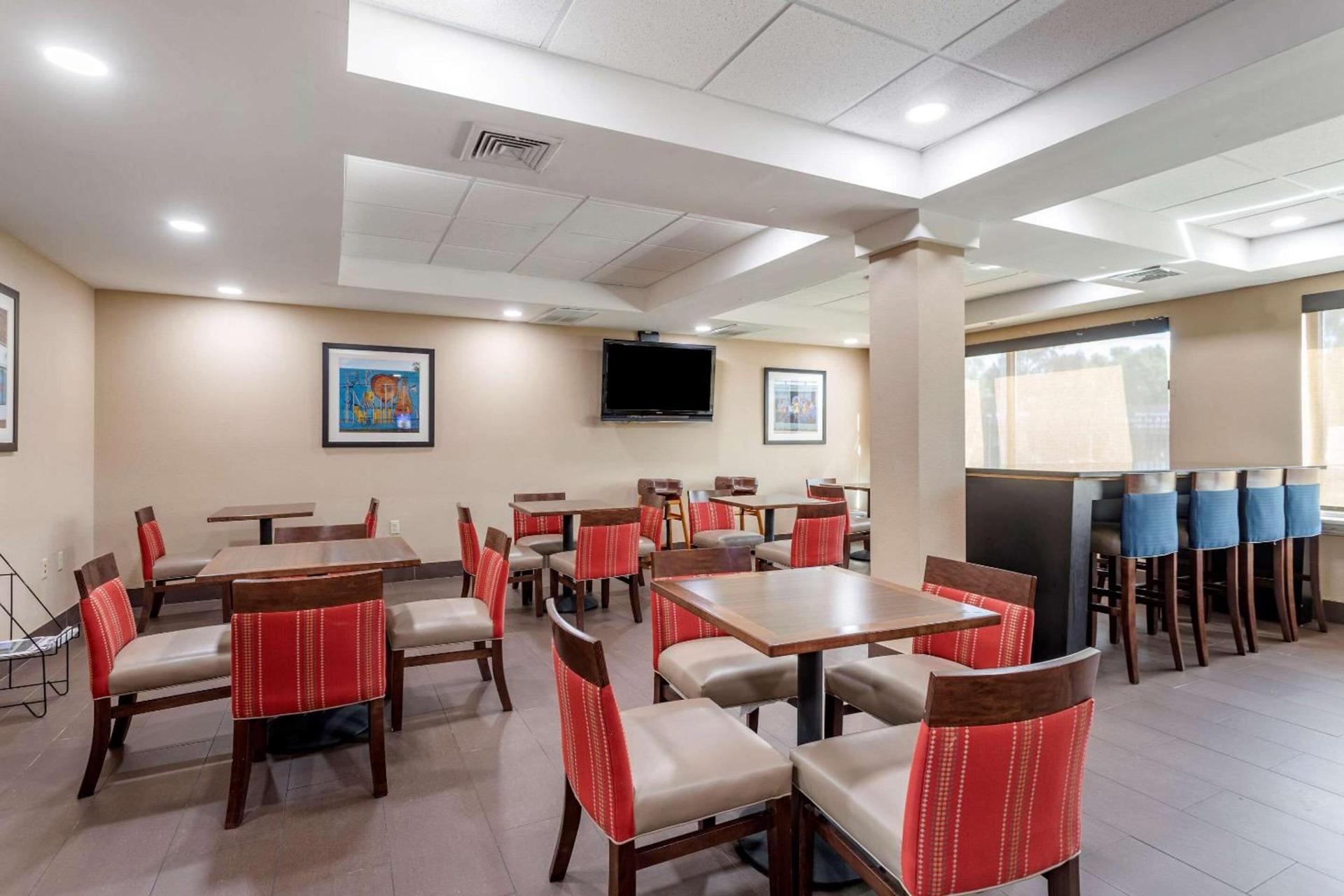 Comfort Inn & Suites Atoka-Millington photo 36
