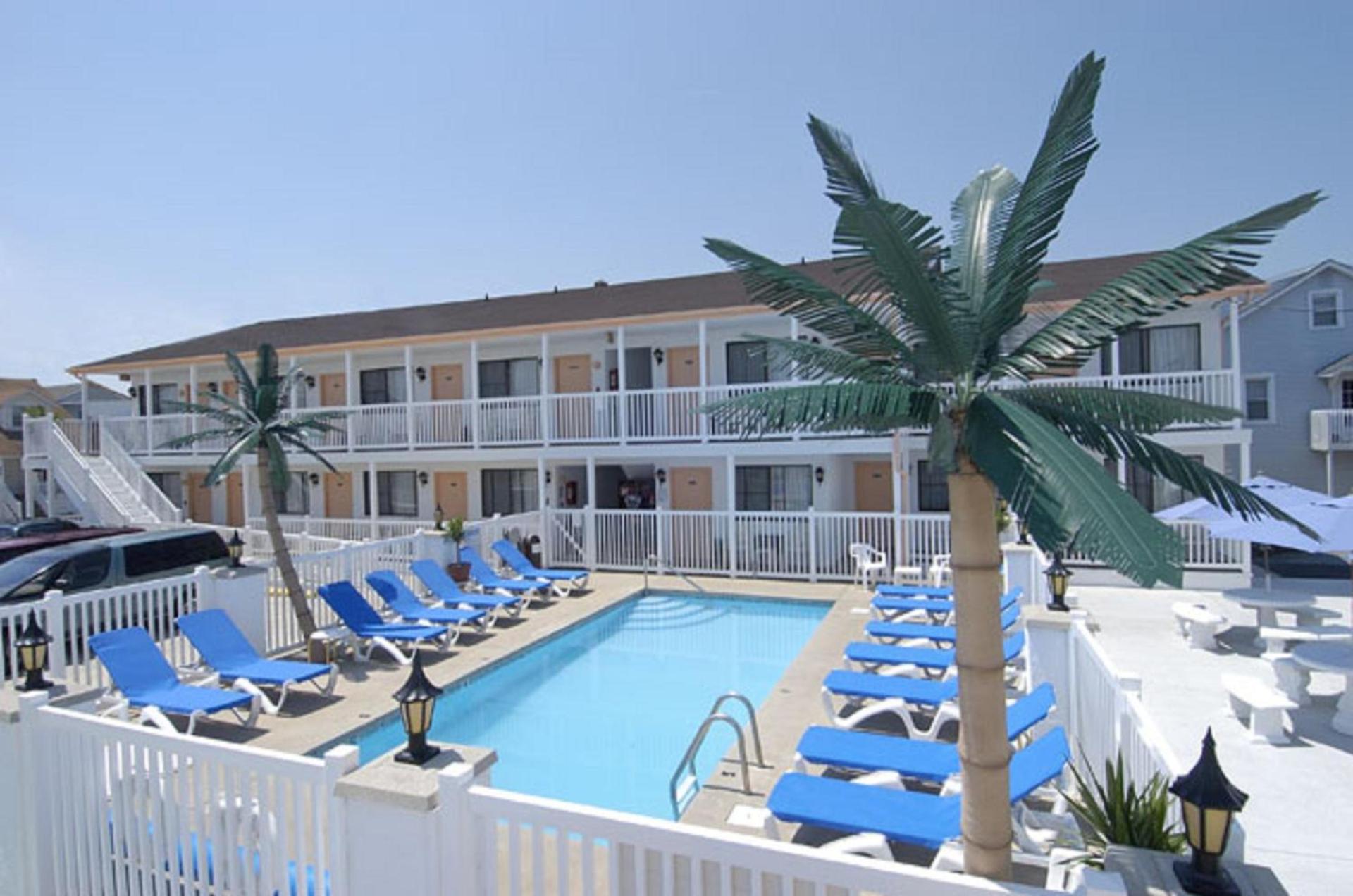 Daytona Inn and Suites photo 7