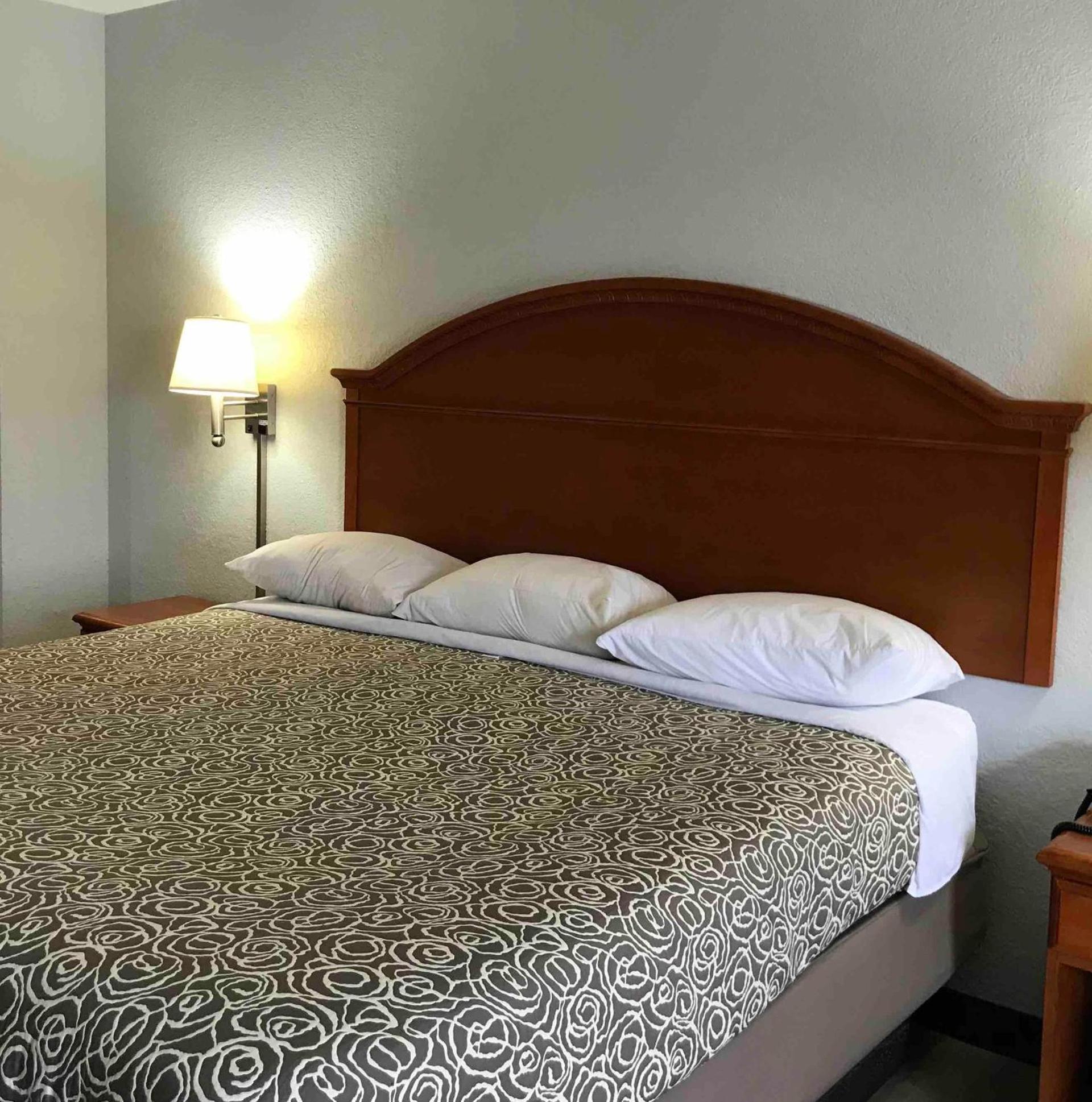 Walnut Inn - Checotah photo 12