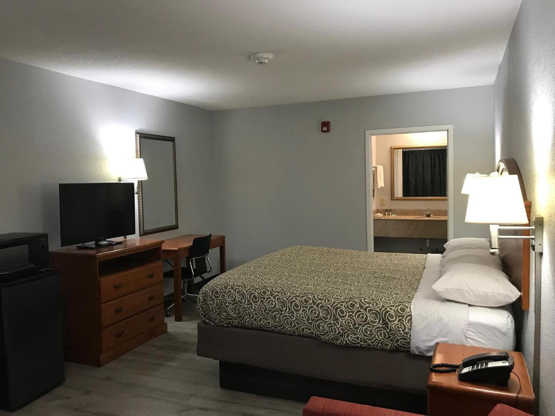 Walnut Inn - Checotah photo 13