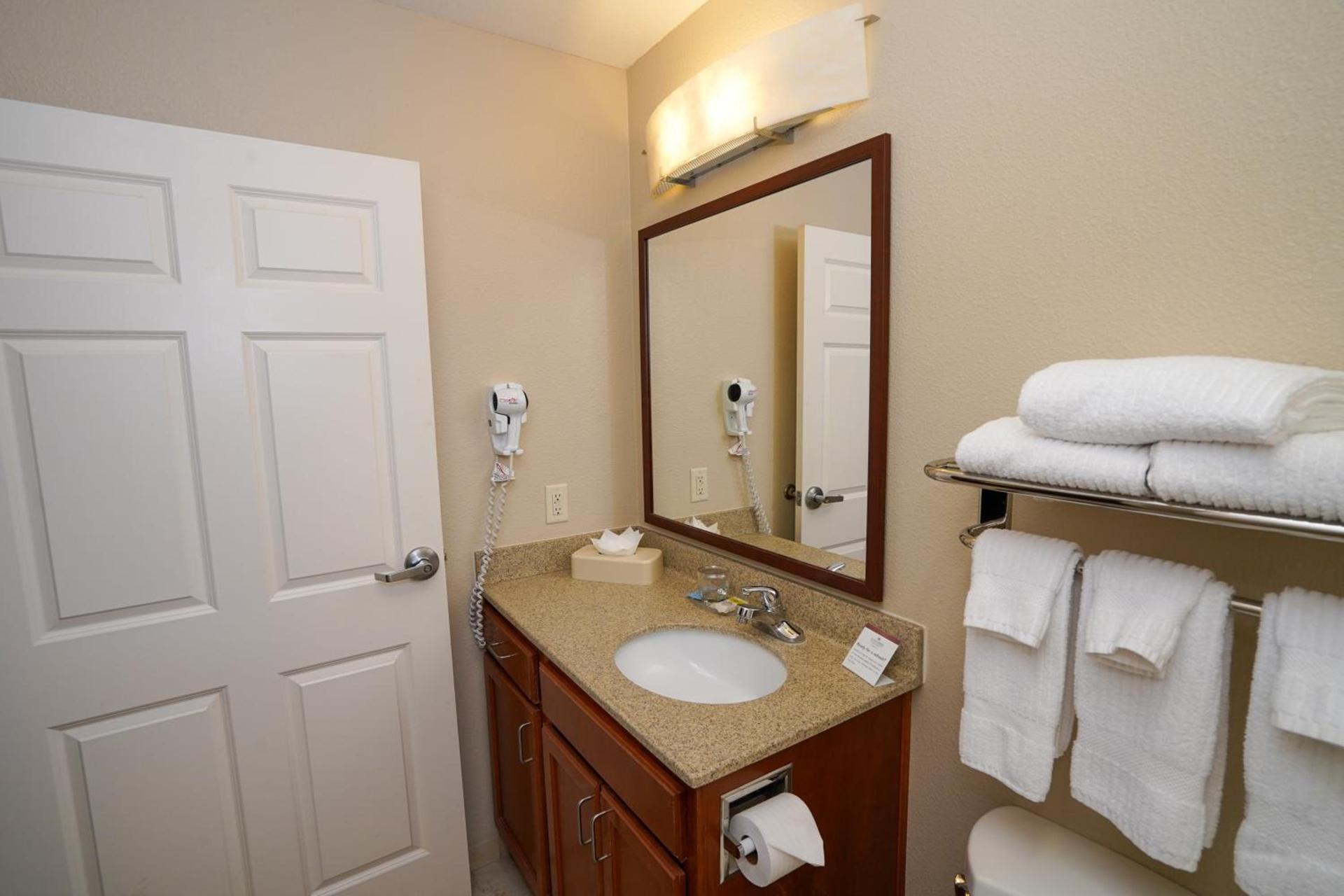 Candlewood Suites Boise - Towne Square by IHG photo 36