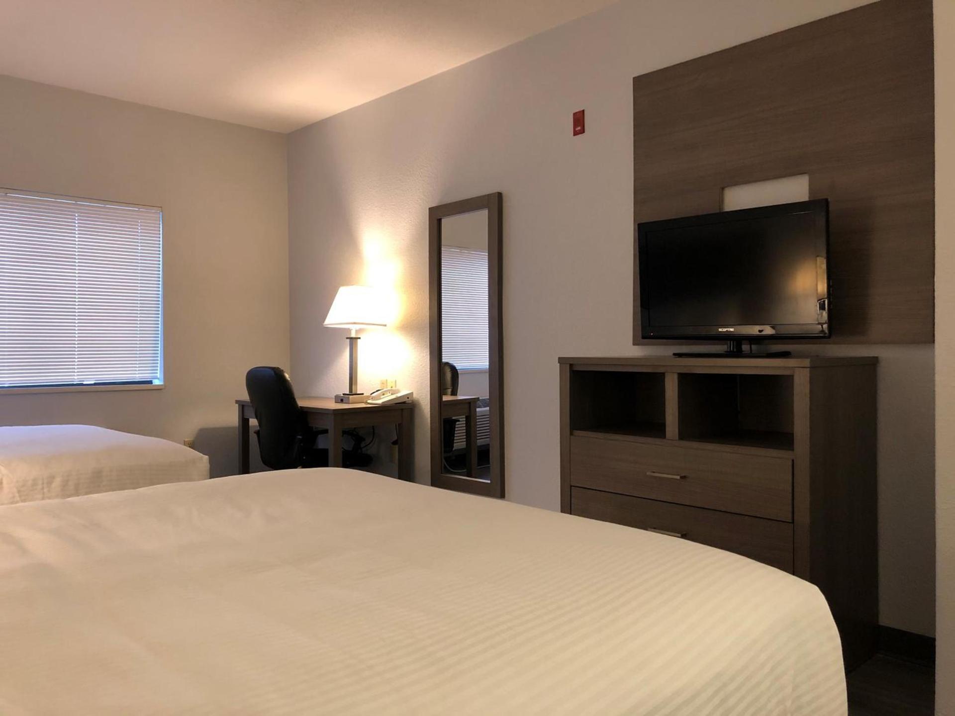 GreenTree Inn Denver Tech Center photo 11