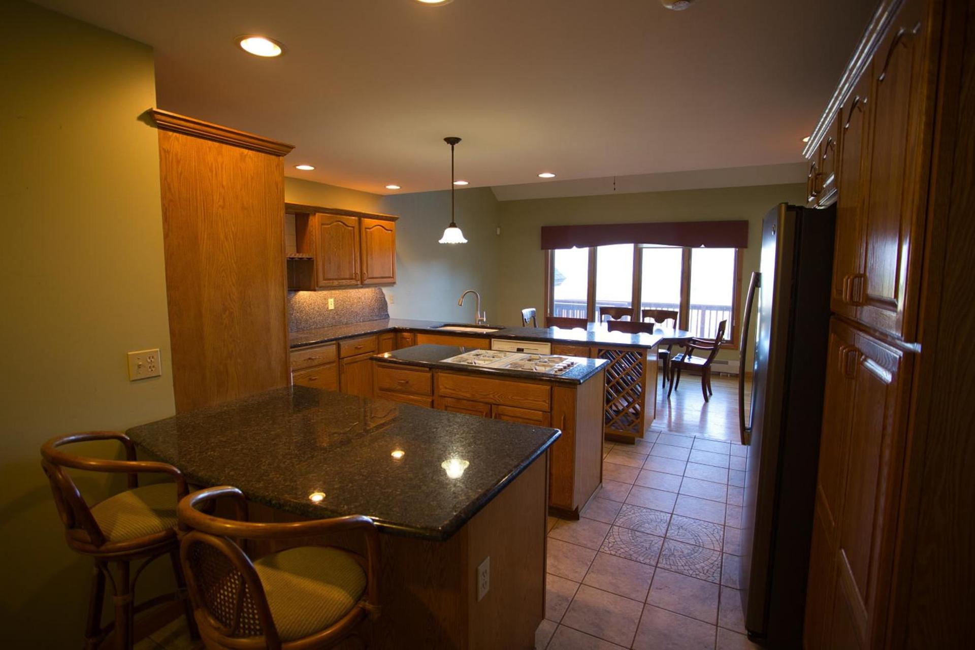 Hill View Motel and Cottages photo 8