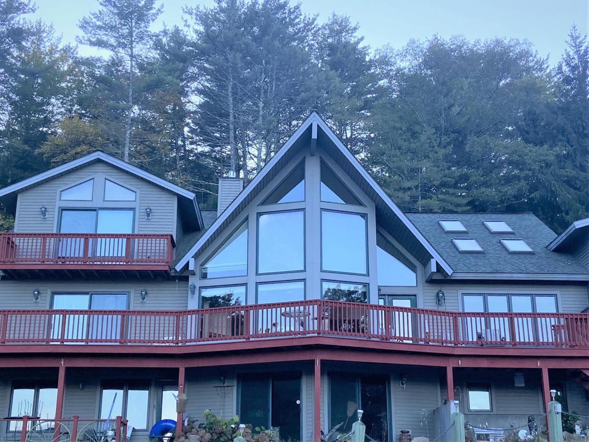 Hill View Motel and Cottages photo 9