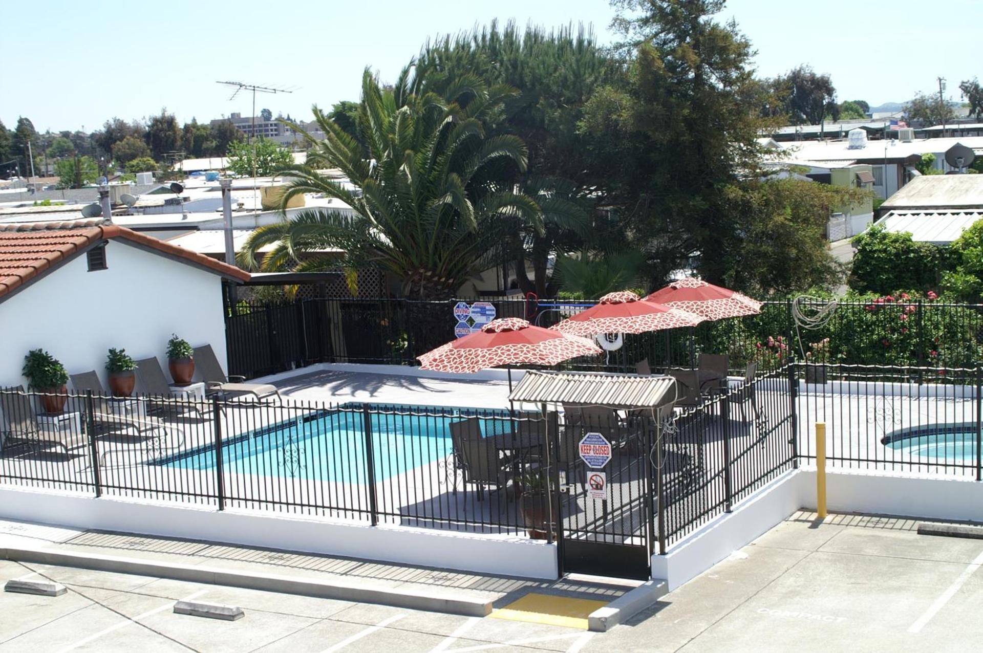 Travelodge by Wyndham Vallejo photo 4