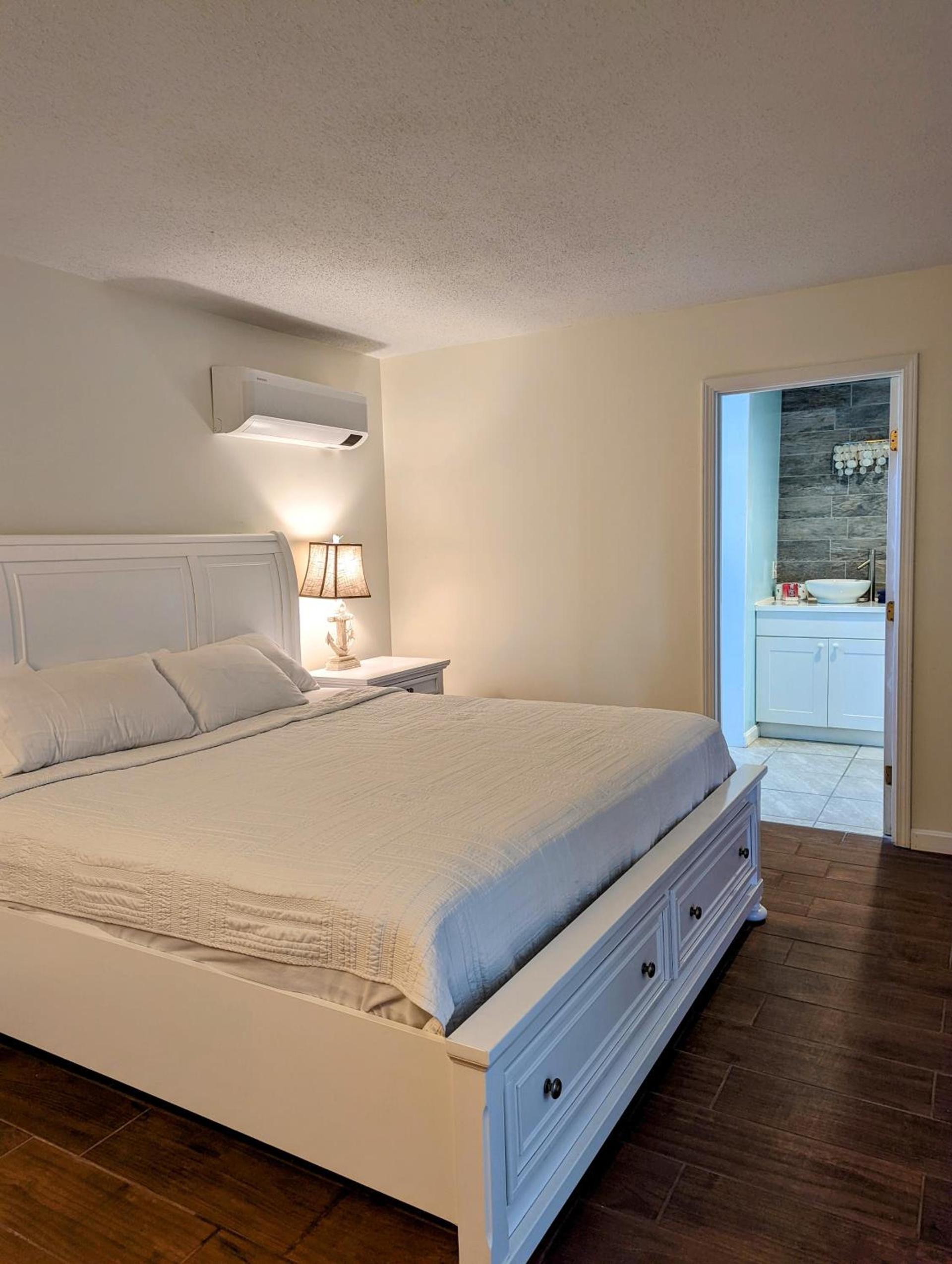 White Birches Motel photo 7