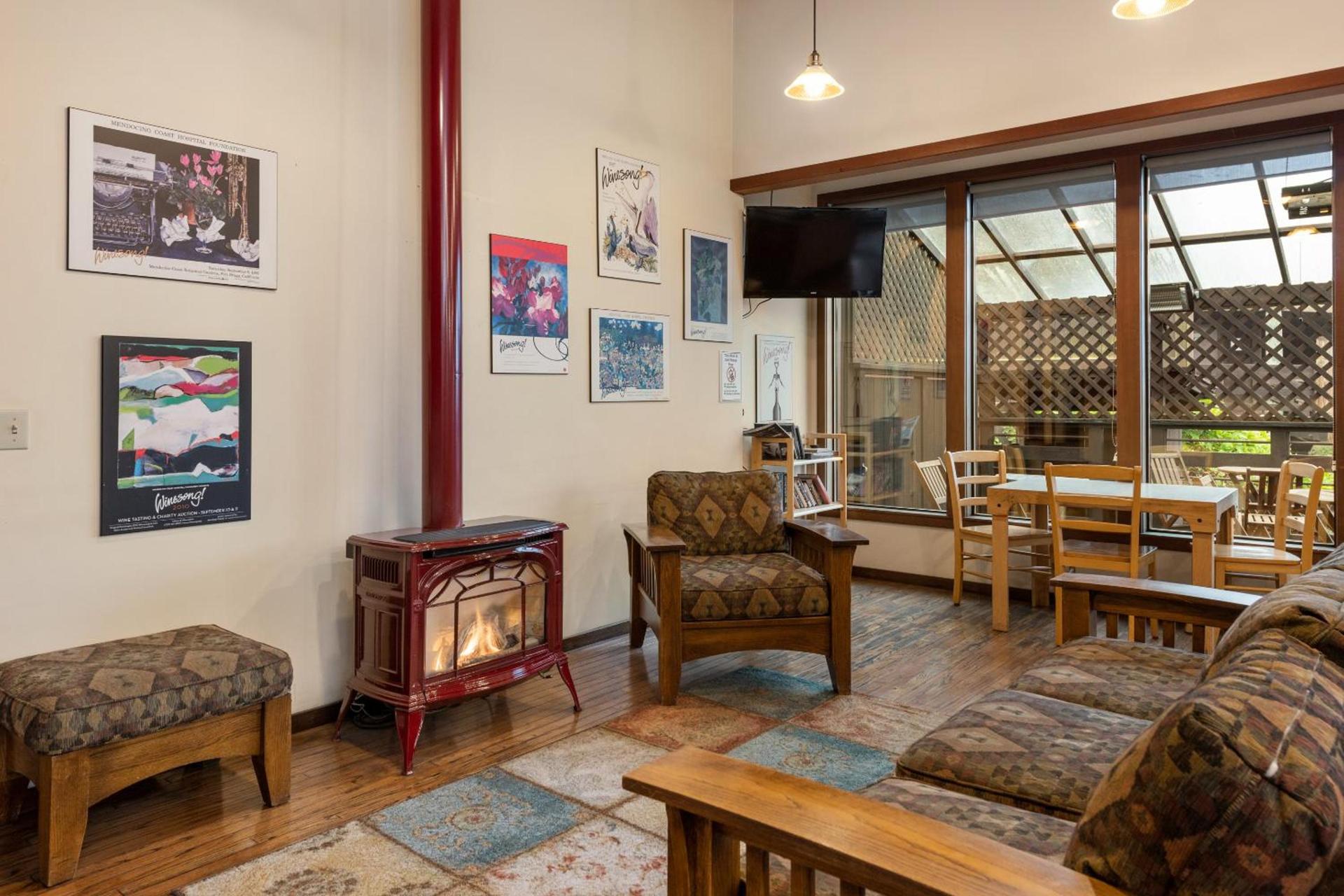 Harbor Lite Lodge photo 19