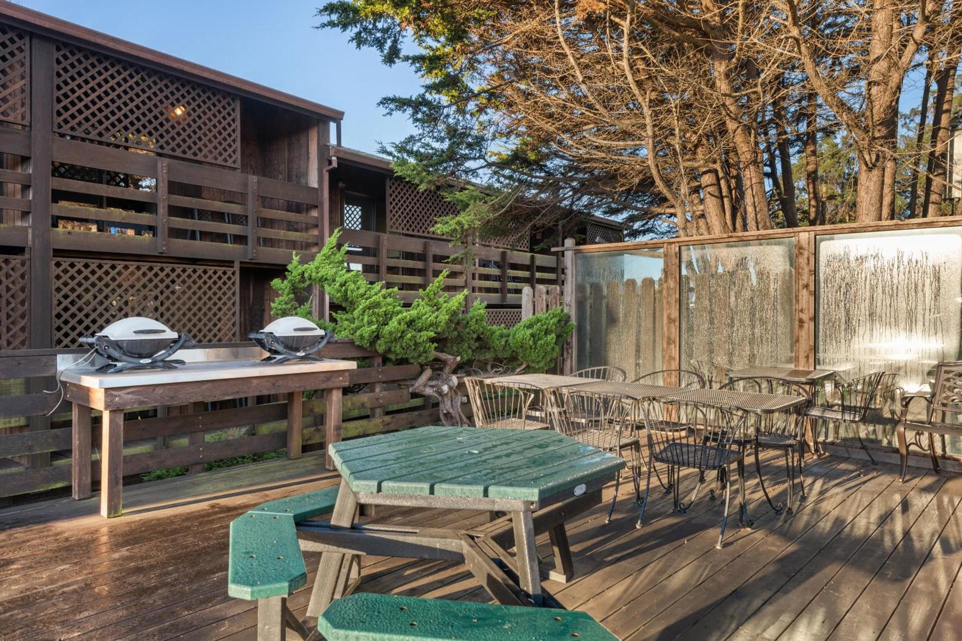 Harbor Lite Lodge photo 22