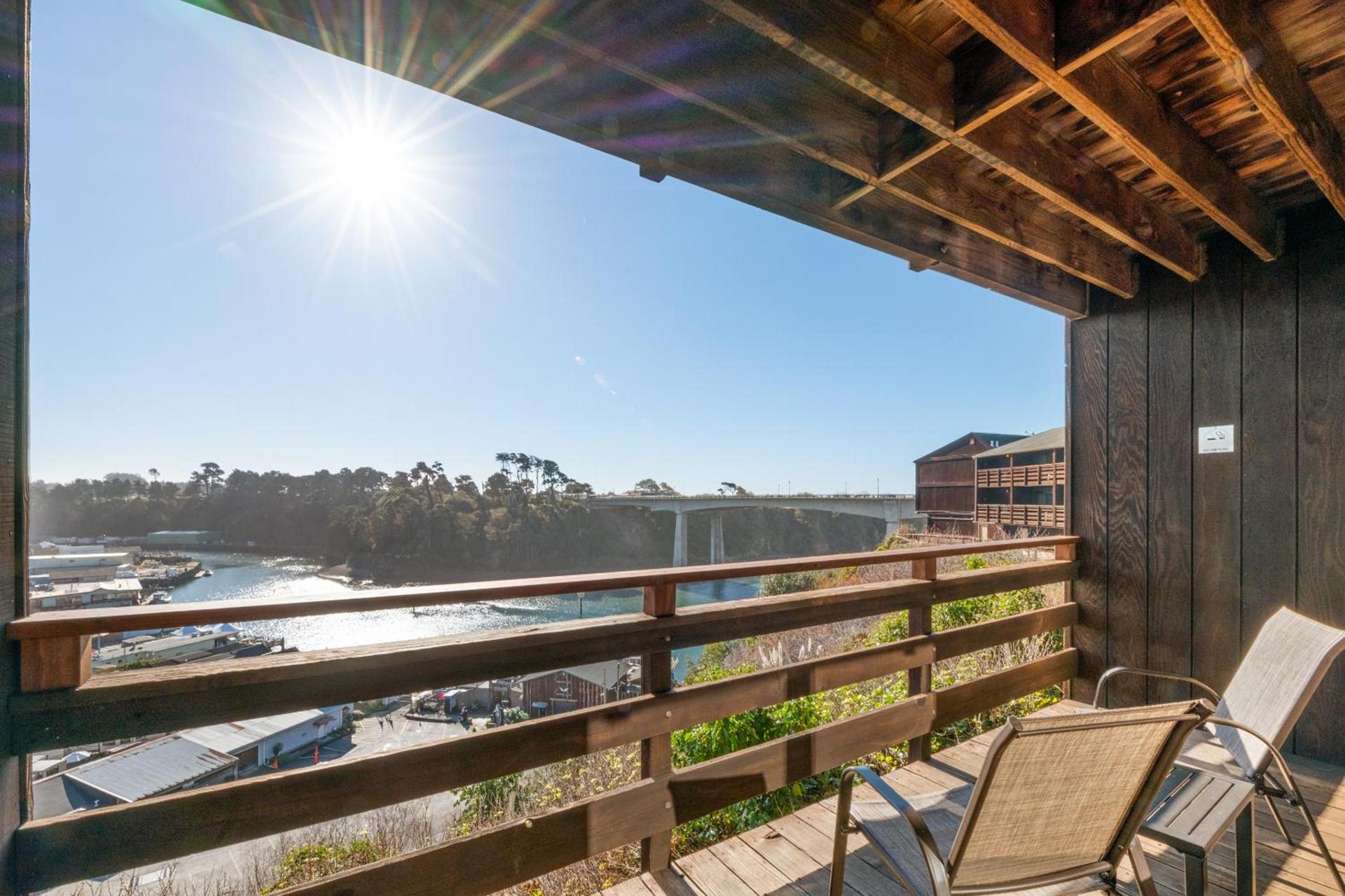Harbor Lite Lodge photo 39