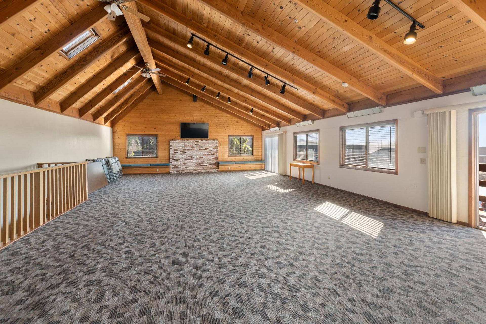 Harbor Lite Lodge photo 58