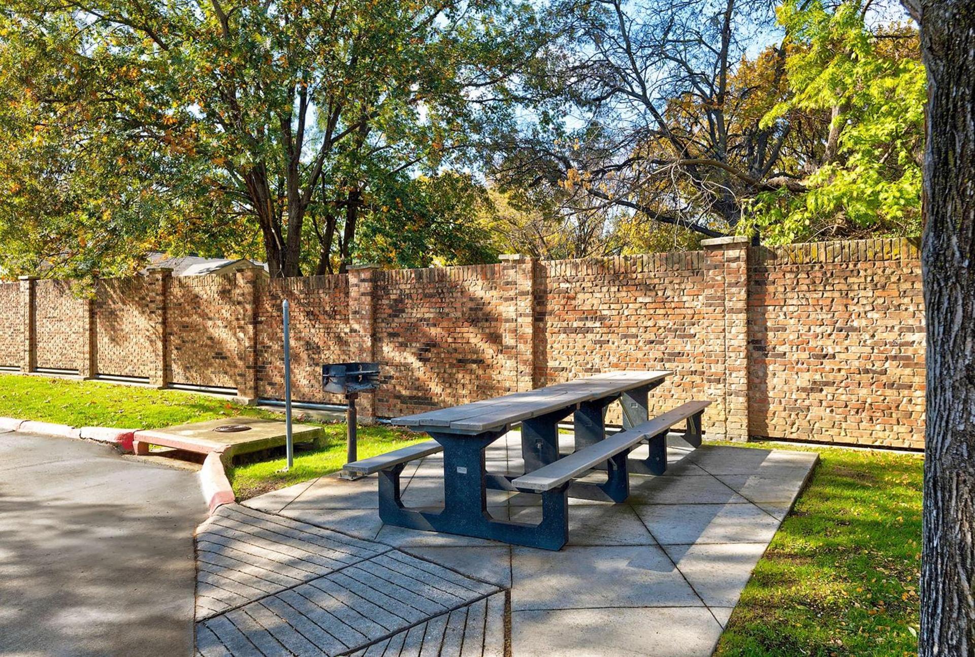 Studio 6-North Richland Hills, TX - Fort Worth photo 2