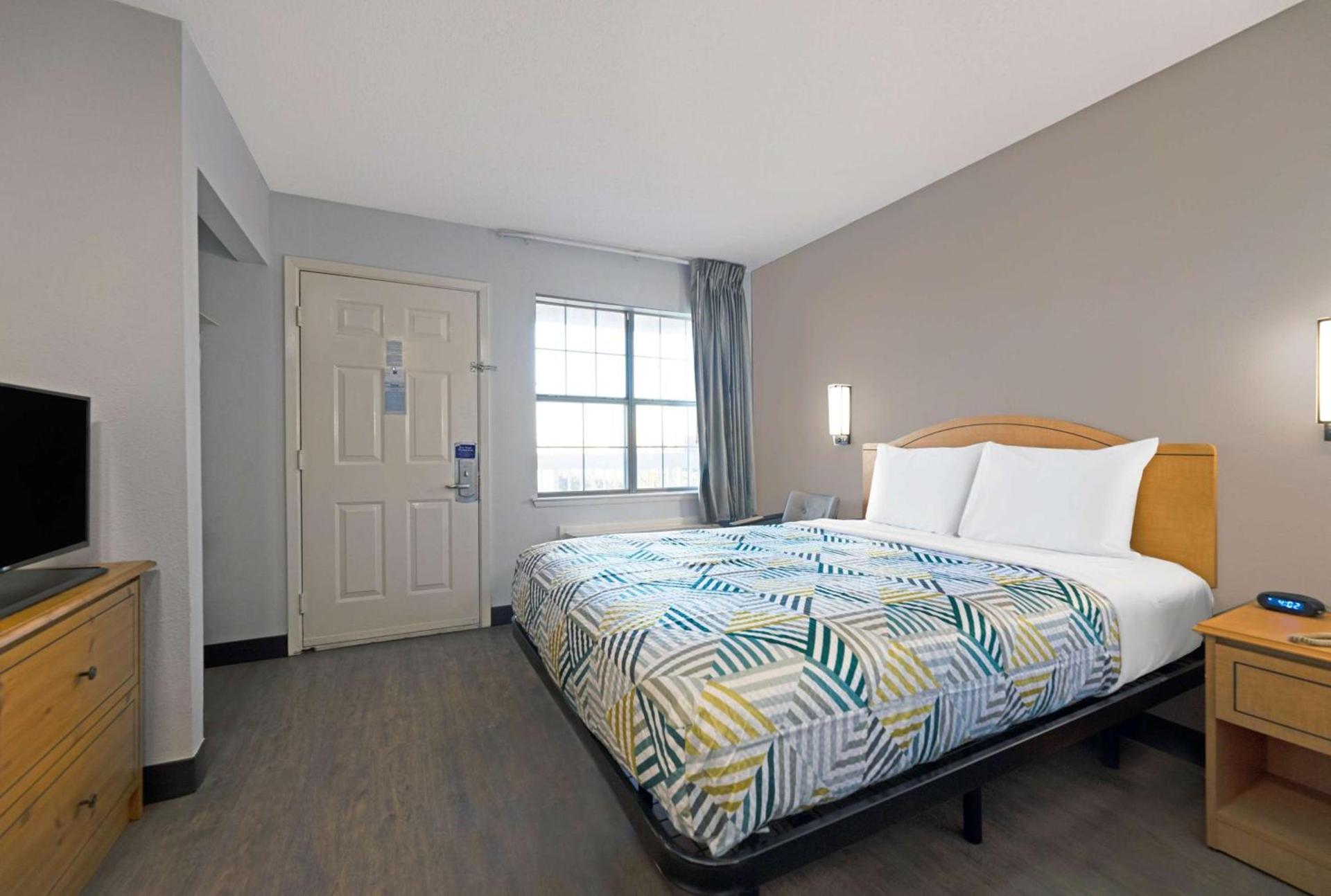 Studio 6-North Richland Hills, TX - Fort Worth photo 12