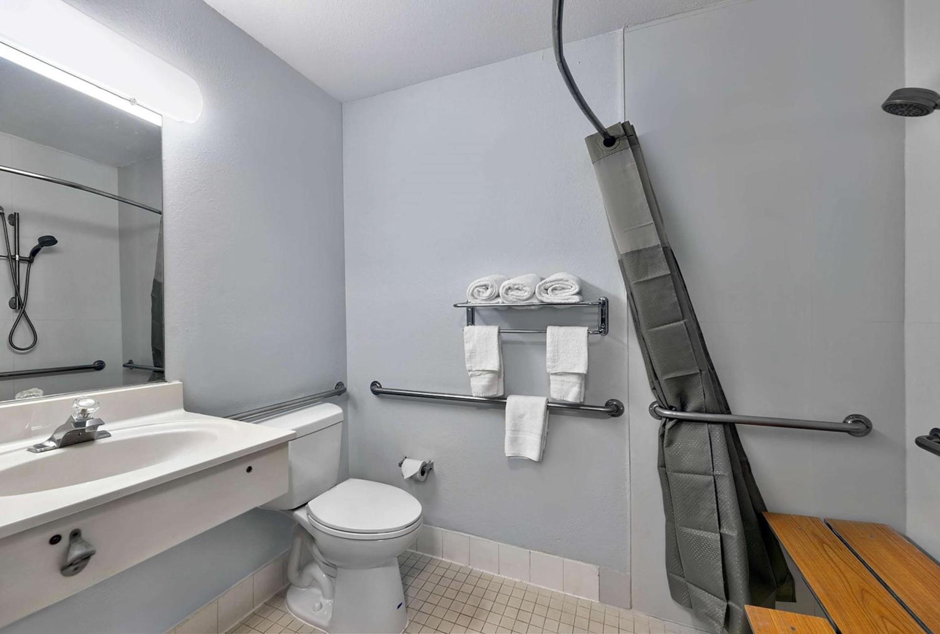 Studio 6-North Richland Hills, TX - Fort Worth photo 20