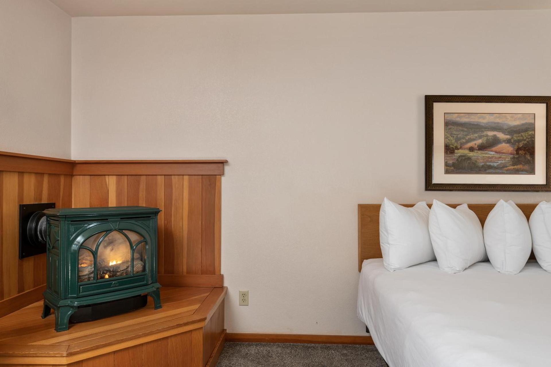 Harbor Lite Lodge photo 73