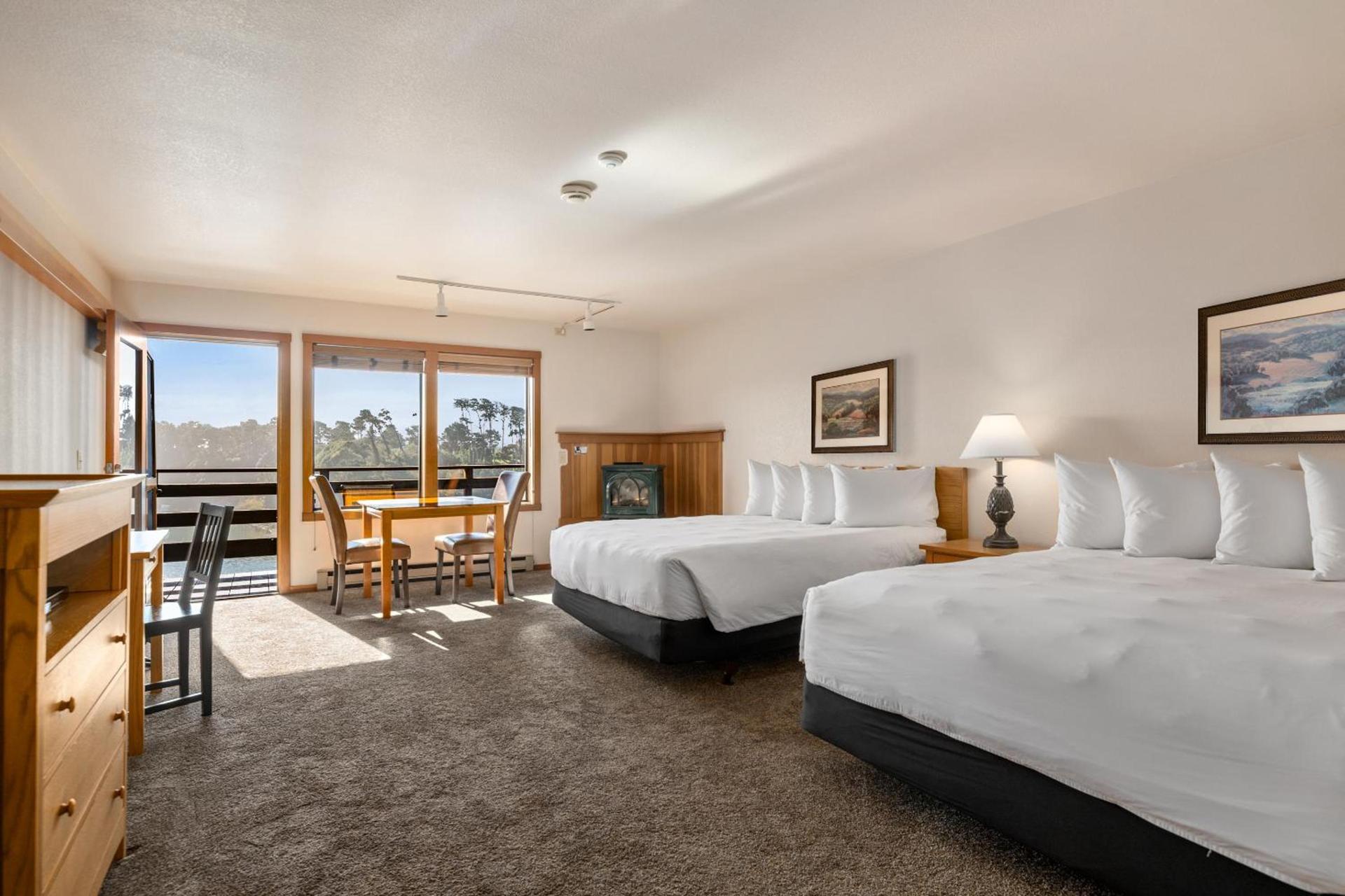 Harbor Lite Lodge photo 69