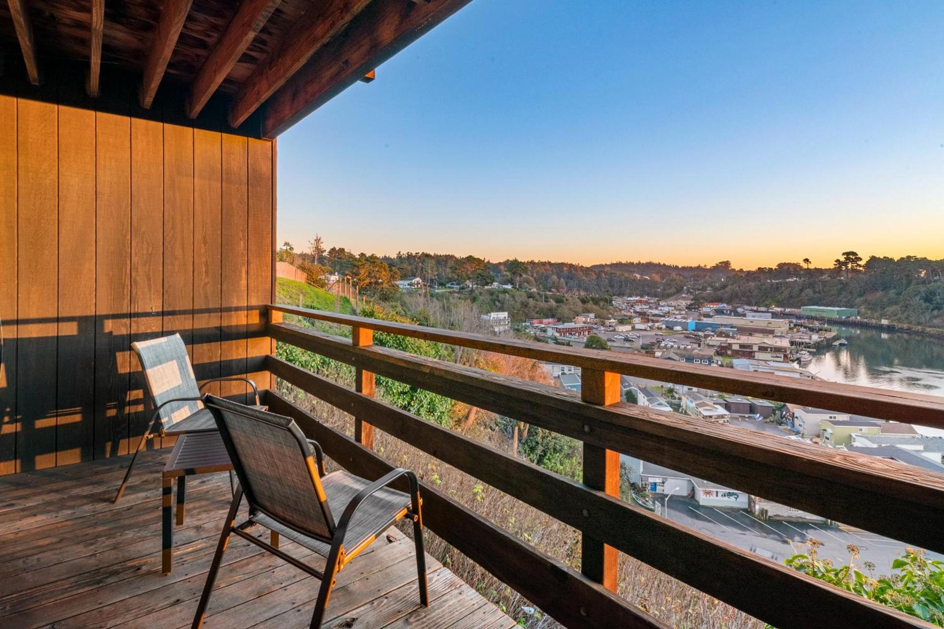Harbor Lite Lodge photo 76