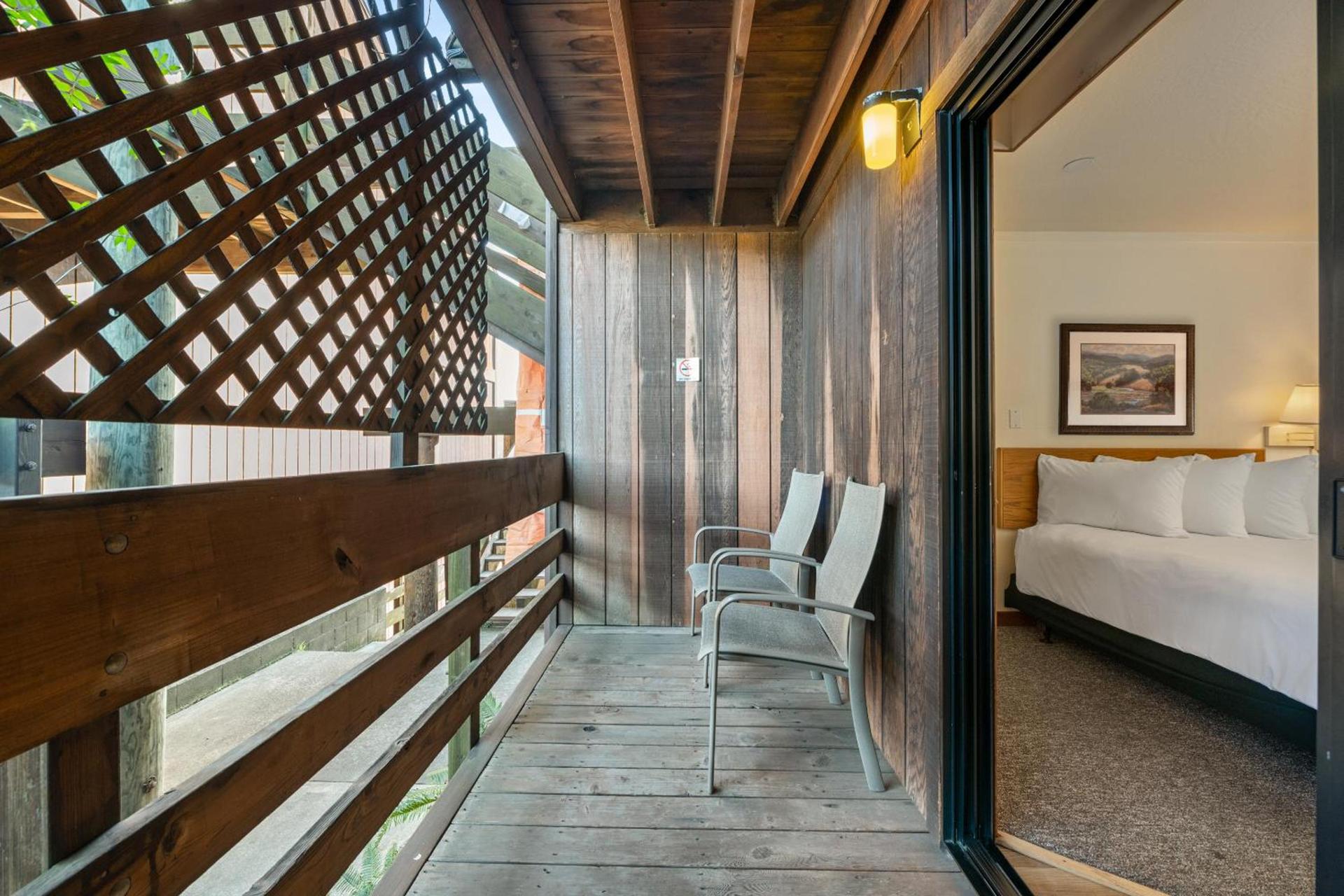 Harbor Lite Lodge photo 90