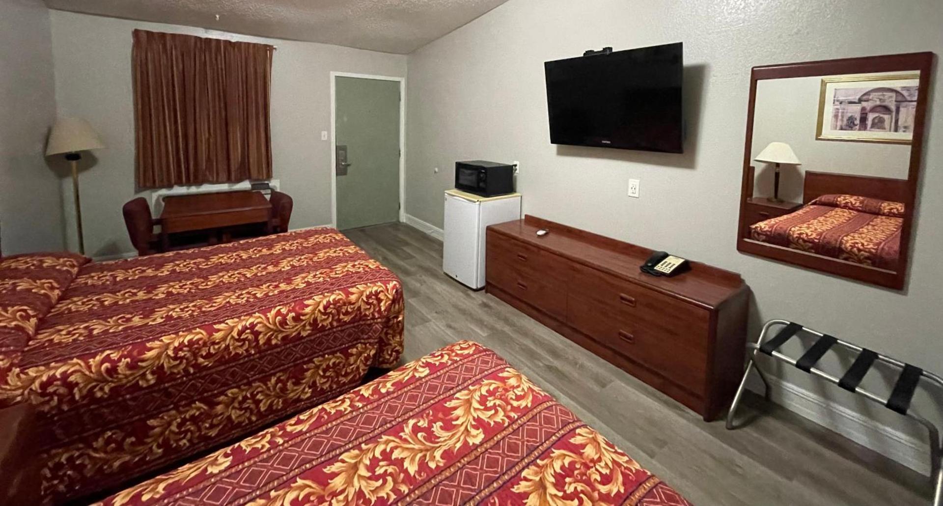 Hamilton Inn photo 6