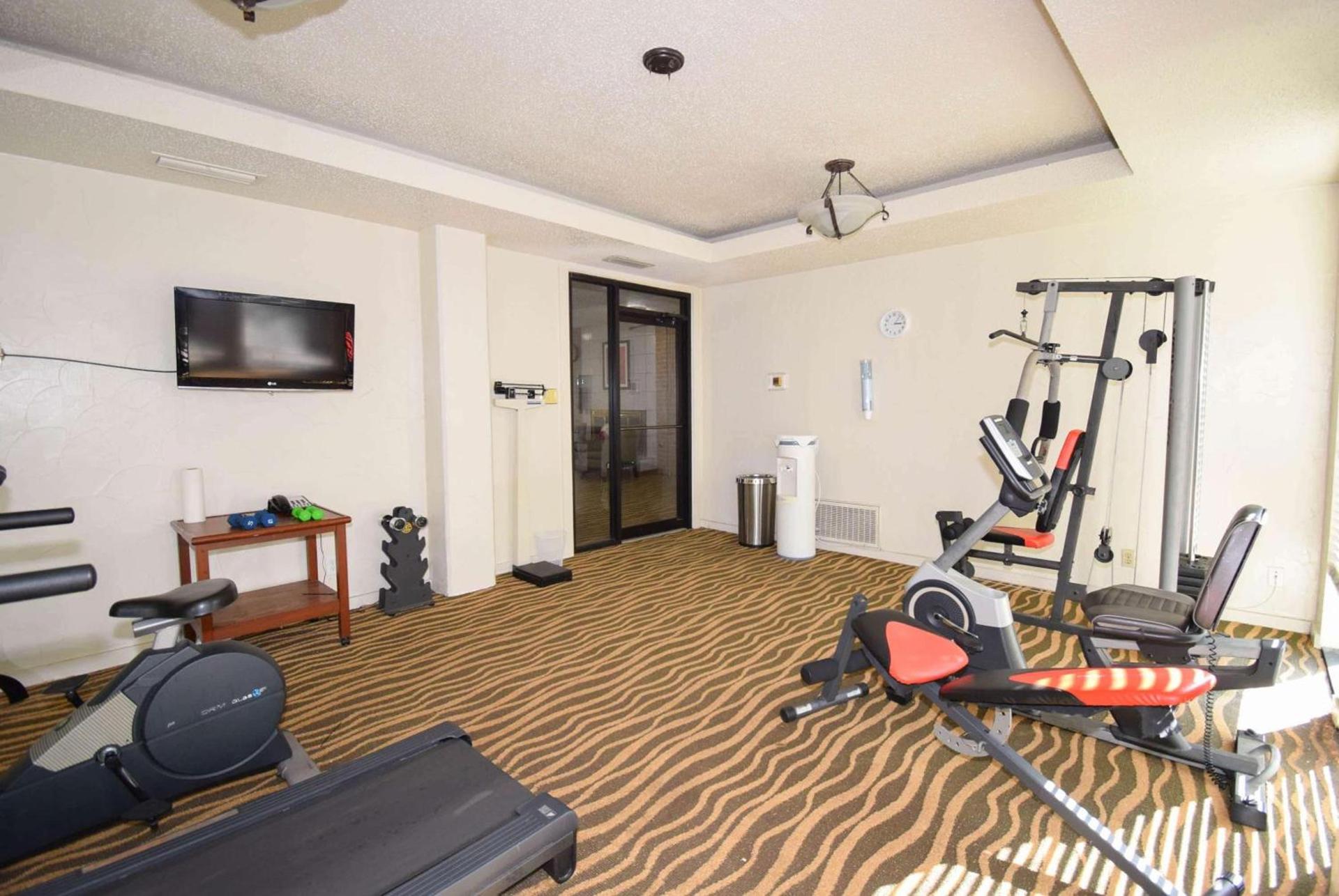 Hawthorn Extended Stay by Wyndham Richardson photo 16