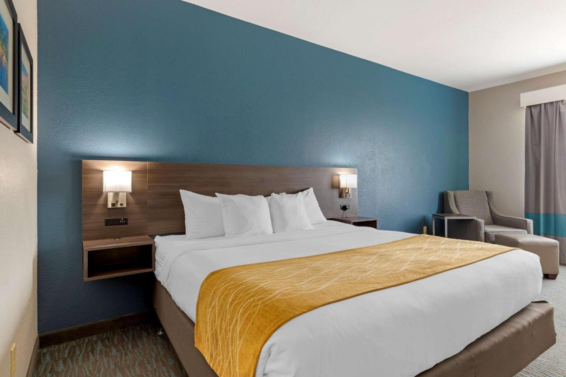 Spark by Hilton Selma photo 6