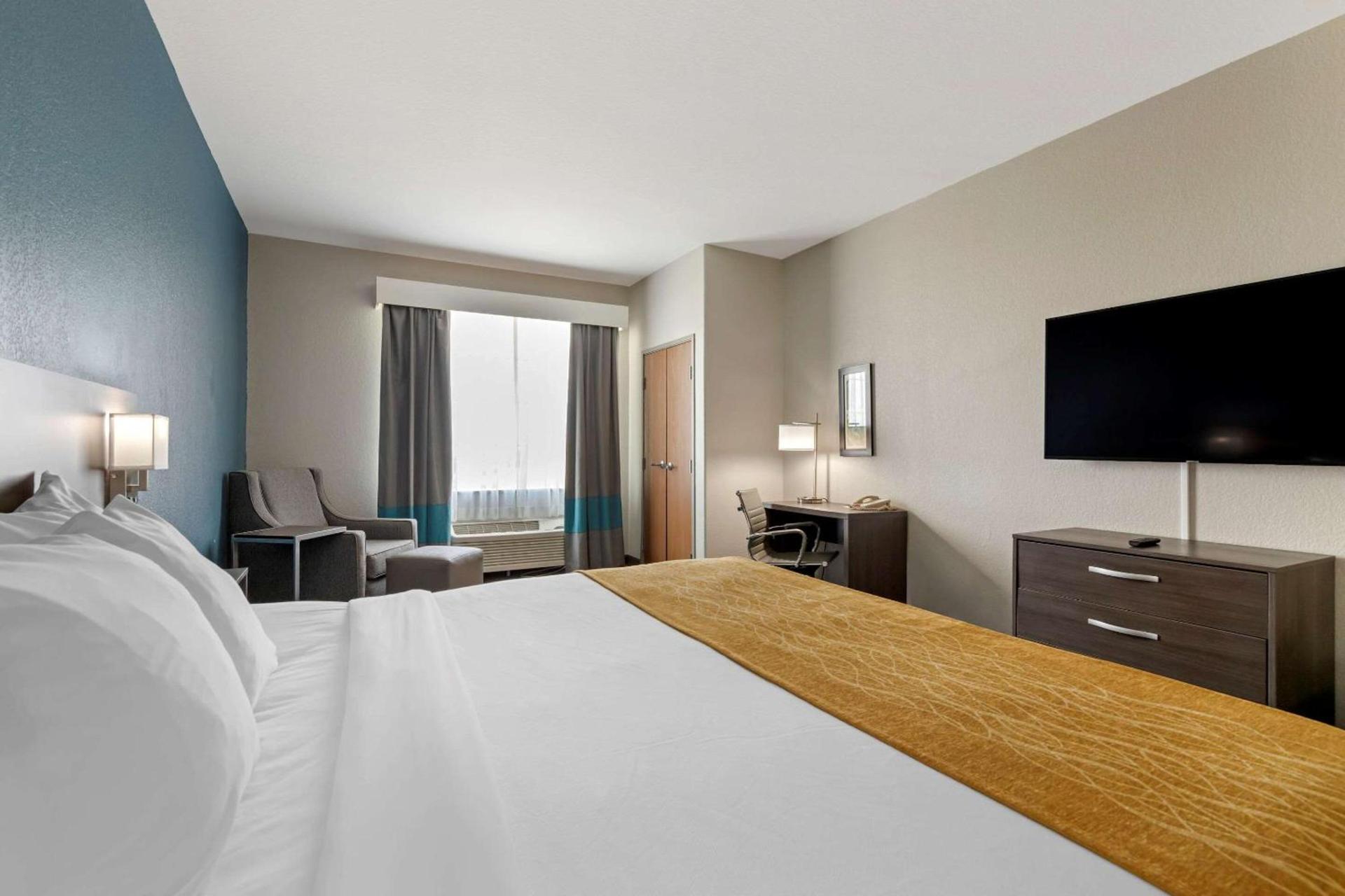 Spark by Hilton Selma photo 7