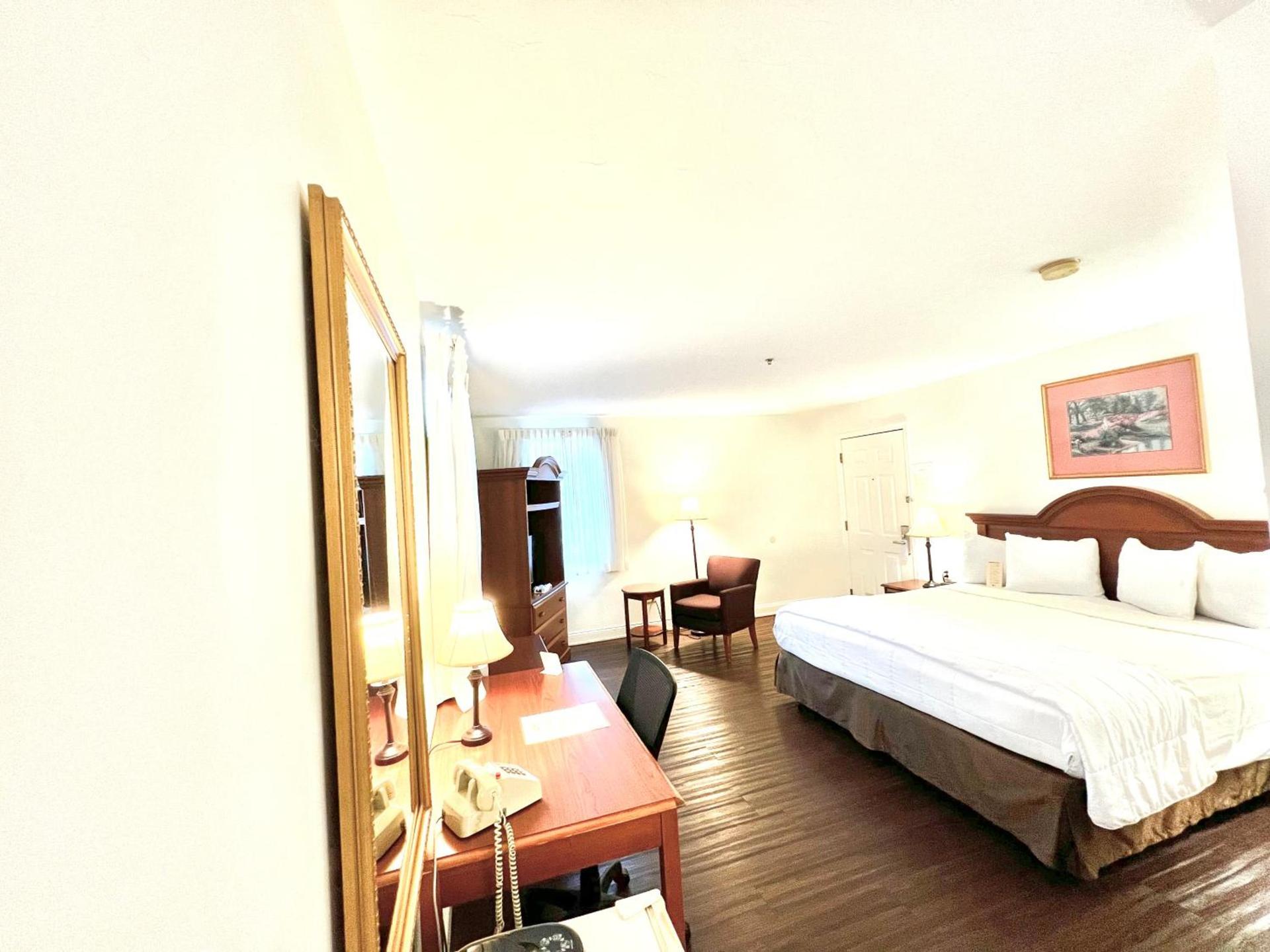 Inn at Cemetery Hill photo 37