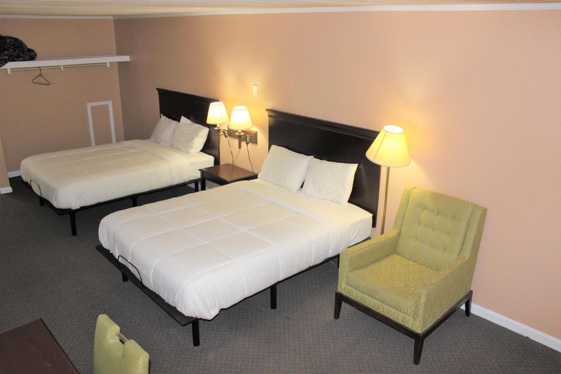 Bar-Mel Inn photo 7