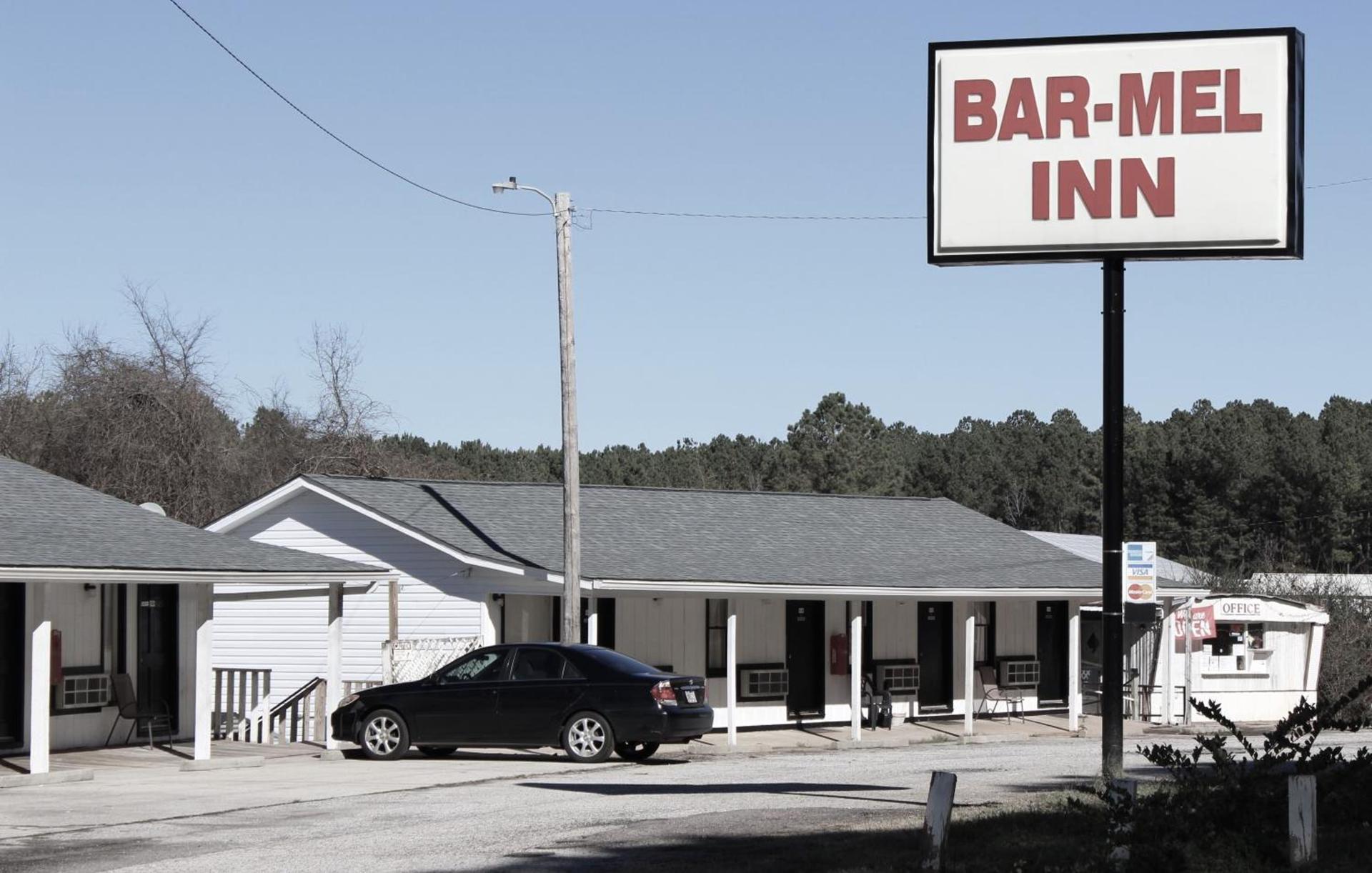 Bar-Mel Inn photo 19