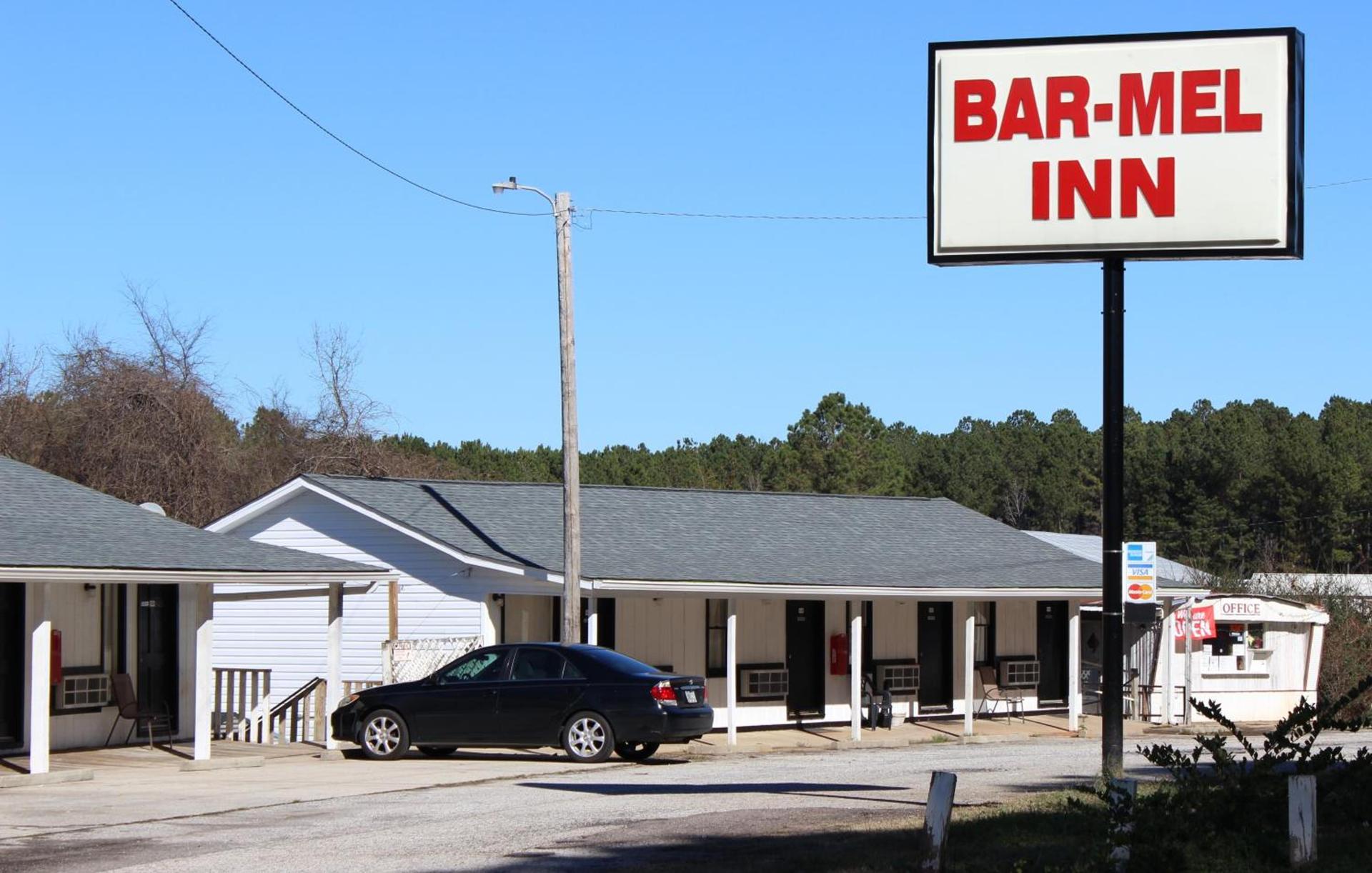 Bar-Mel Inn photo 20