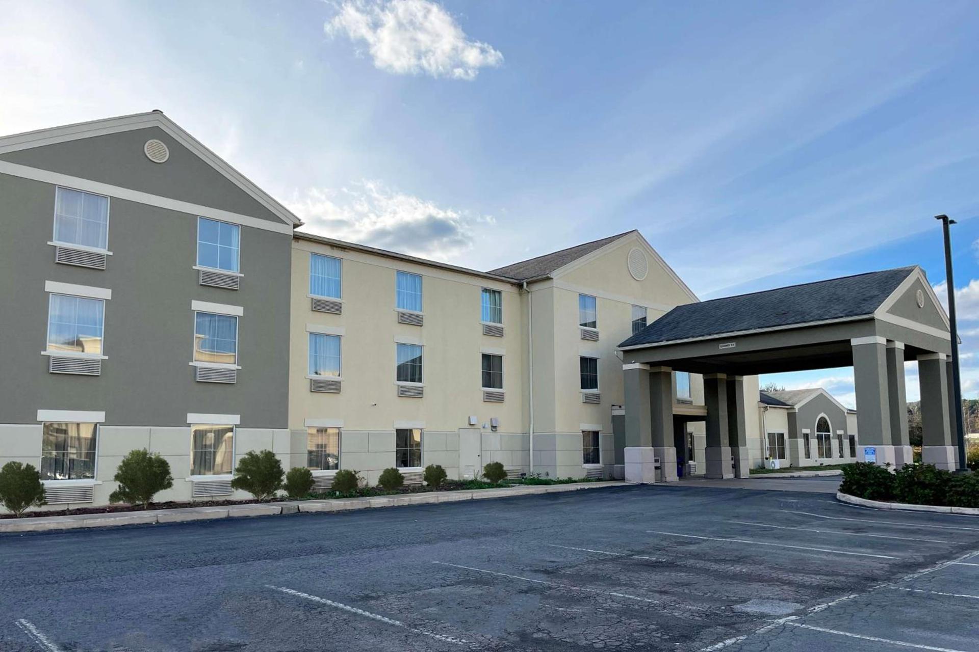 Wingate by Wyndham Clearfield — hotel in Clearfield